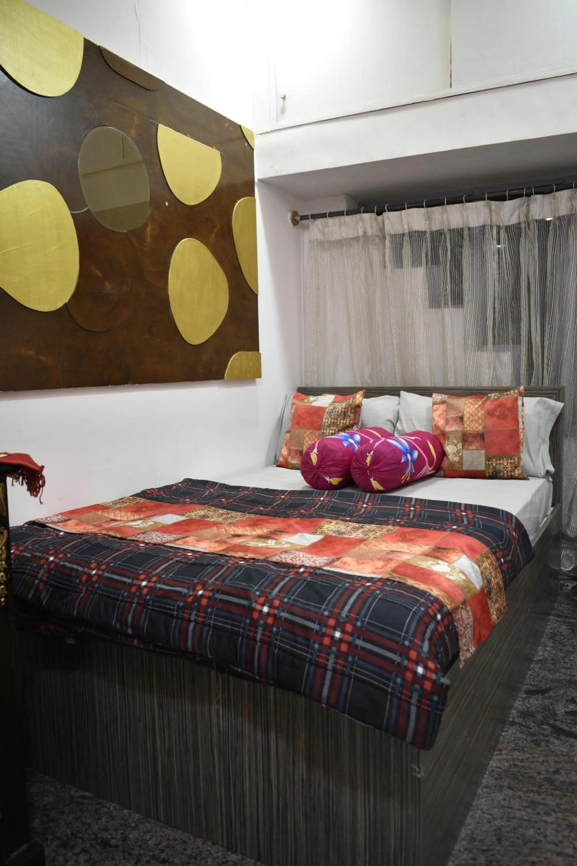 Bedroom, Bed in Ya Inn Rooms & Suites