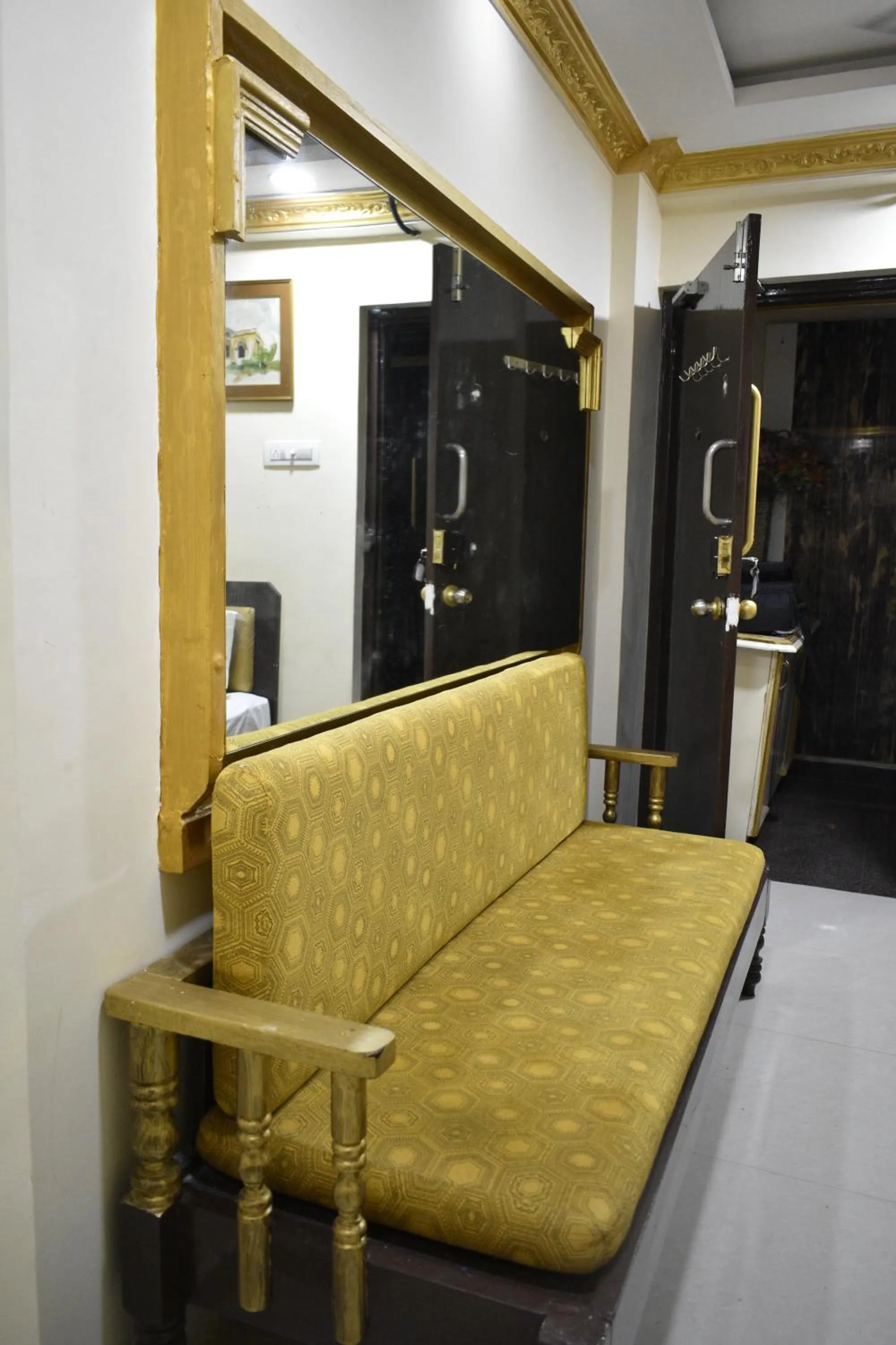 Seating area in Ya Inn Rooms & Suites