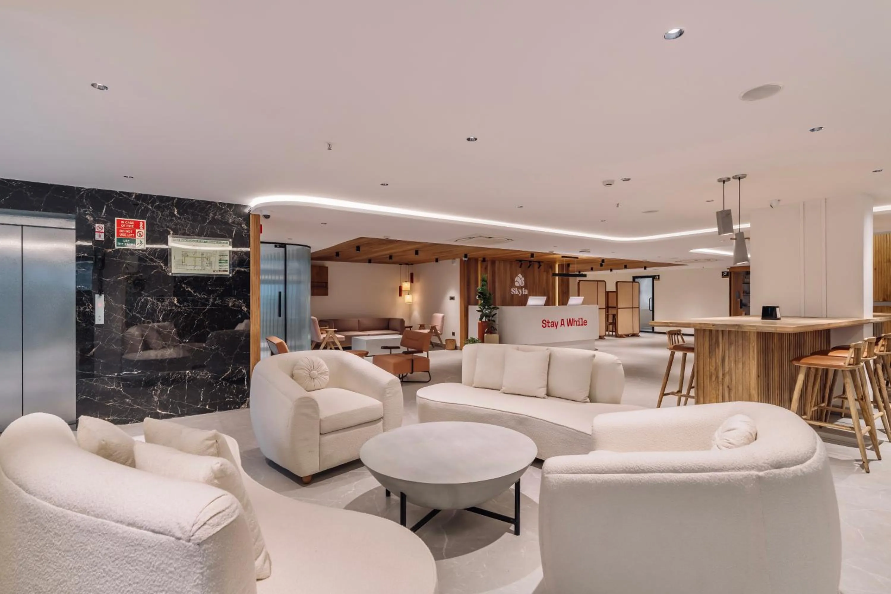 Lobby or reception in SKYLA Studios & Suites - Kondapur