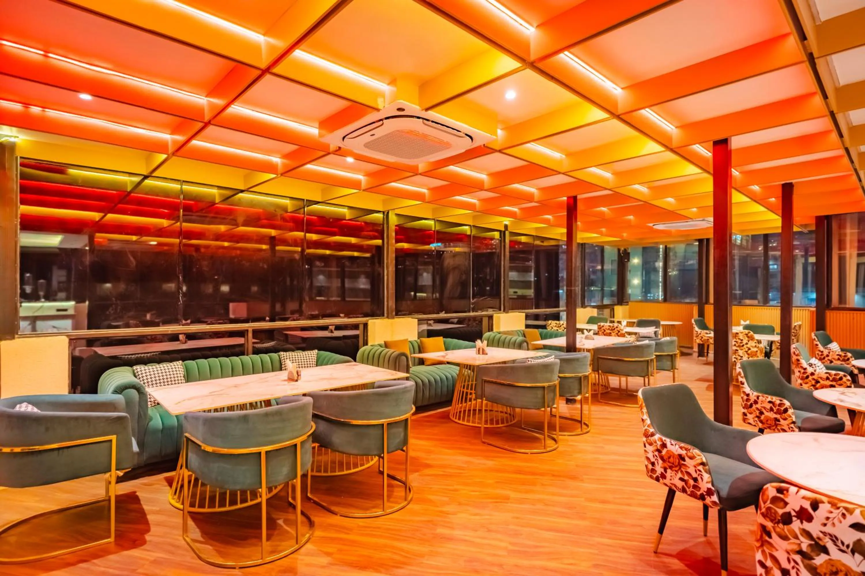 Restaurant/places to eat in SKI Hotels and Resorts Rishikesh