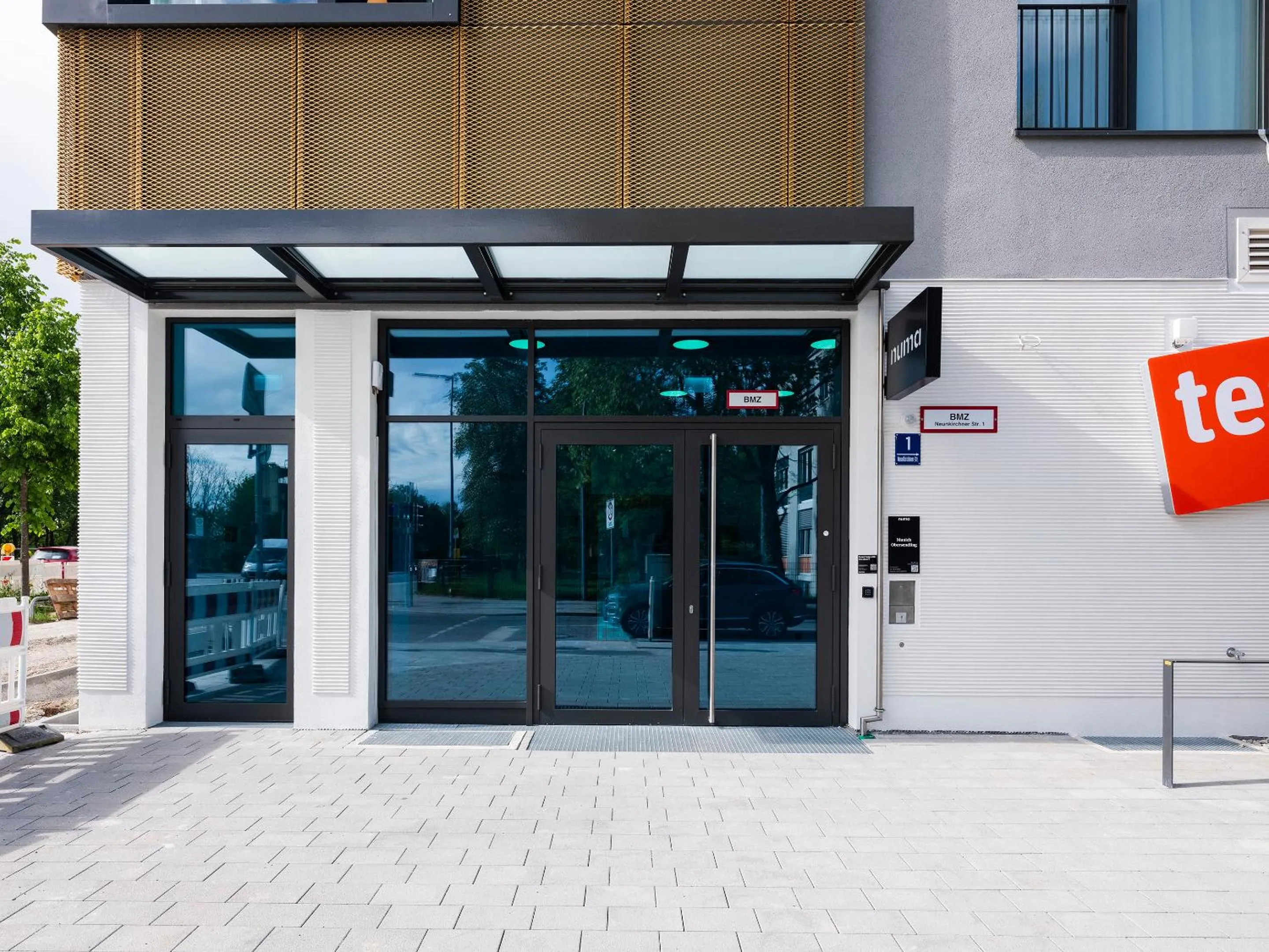 Facade/entrance in Numa Munich Obersendling