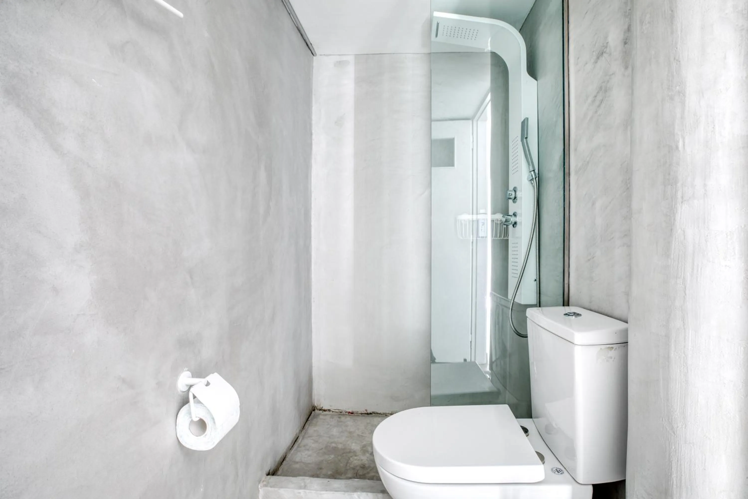 Shower in SMG Boutique Apartments