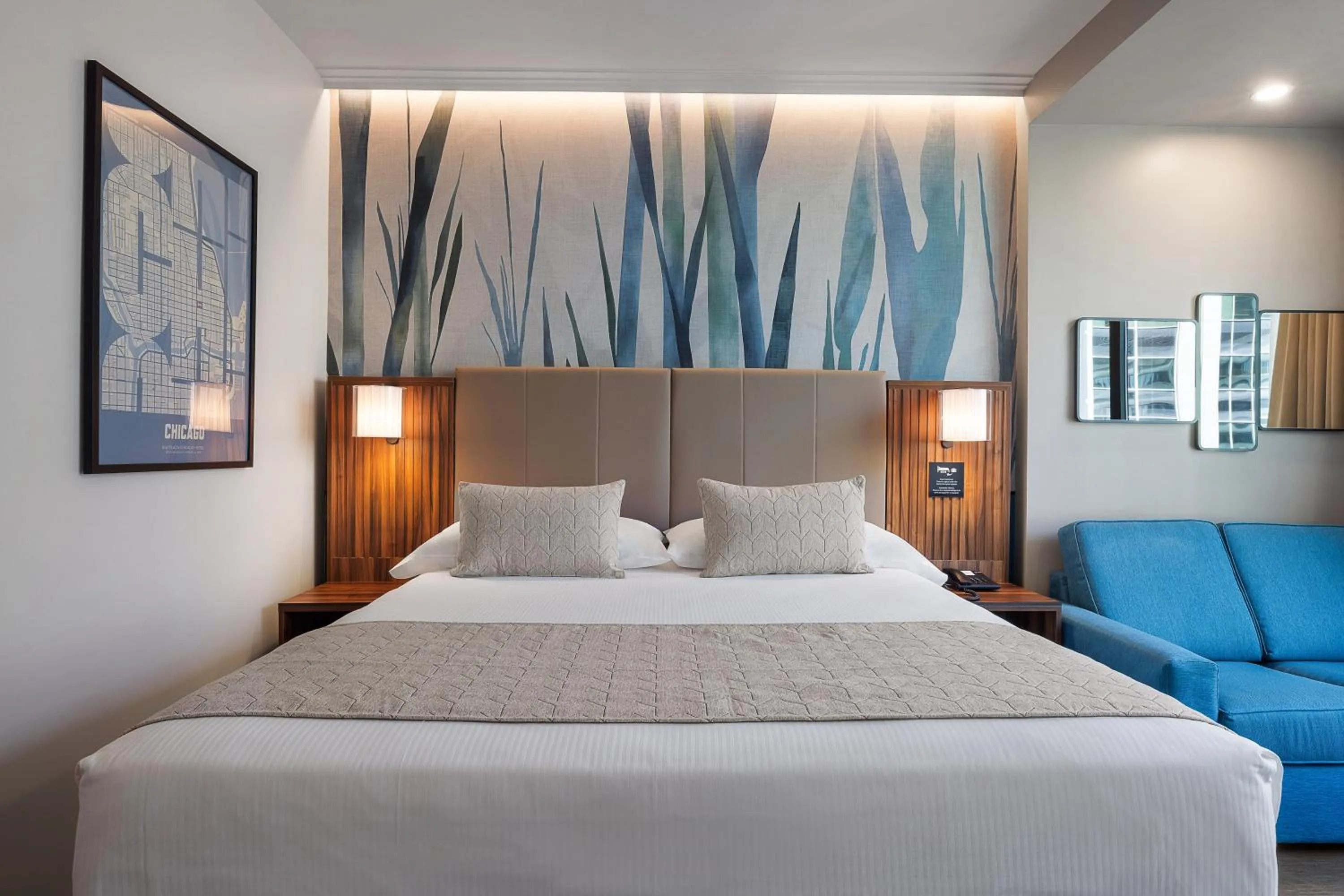 Bed in Riu Plaza Chicago