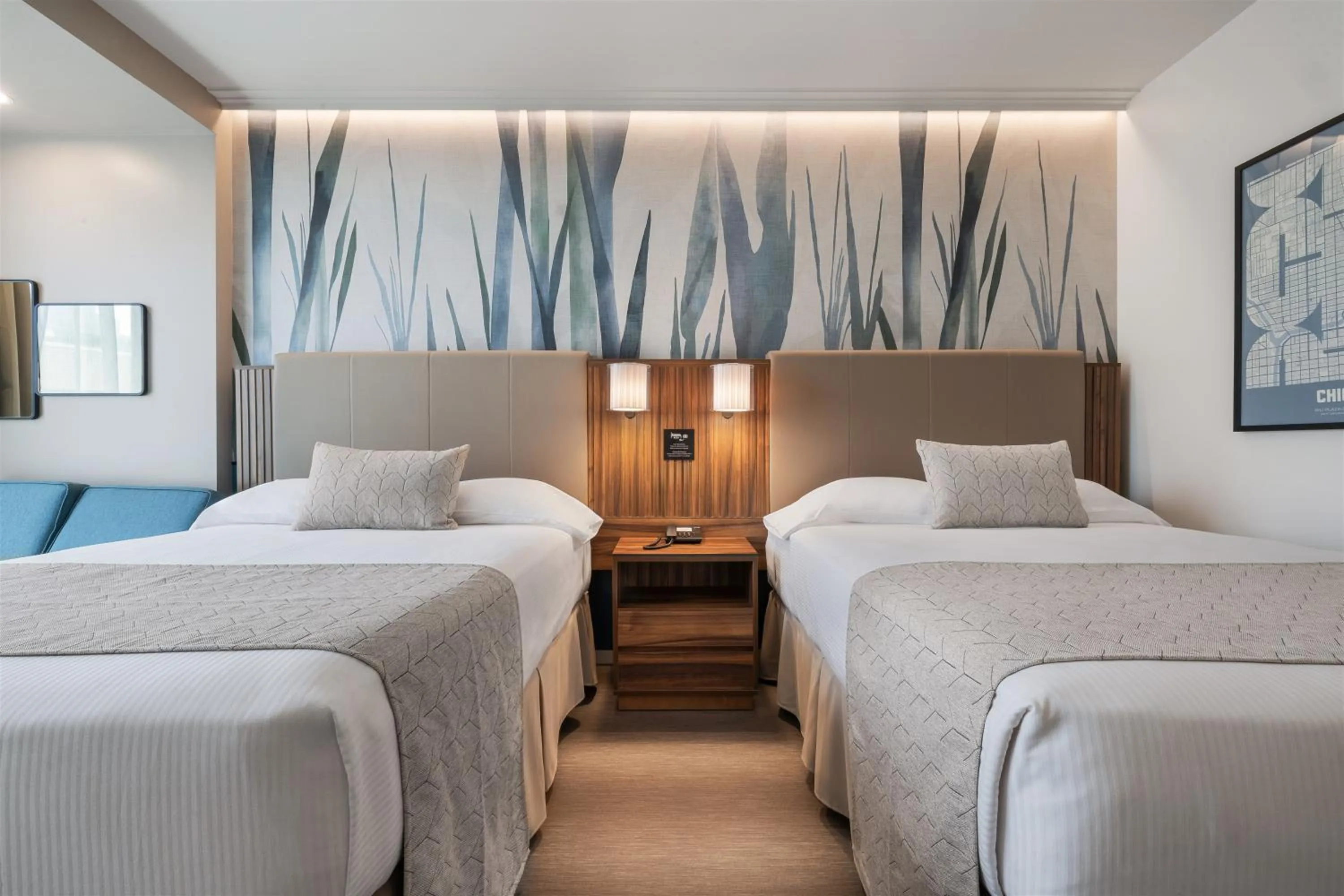 Bed in Riu Plaza Chicago