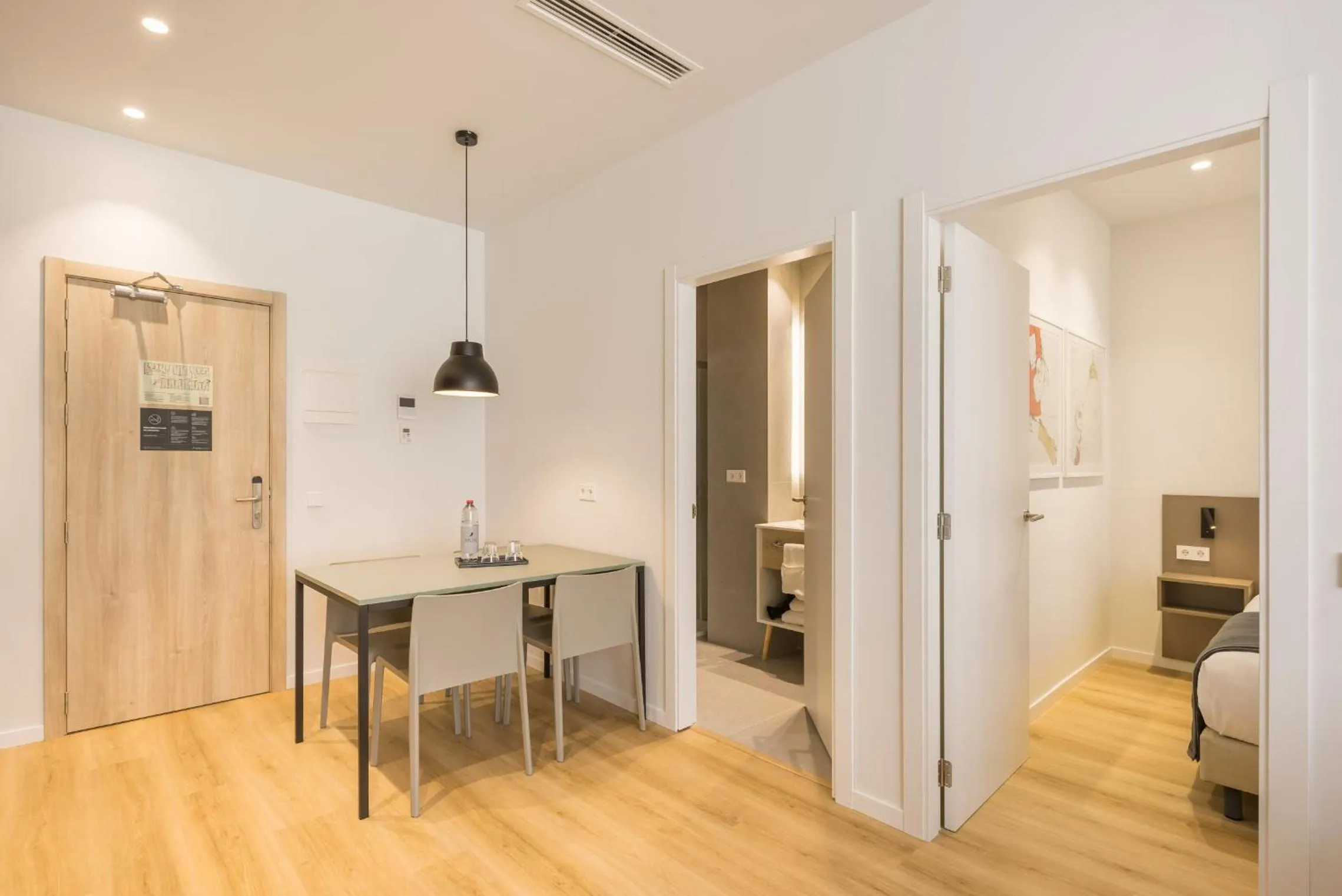 Decorative detail in Mon Suites Jardín de Ayora