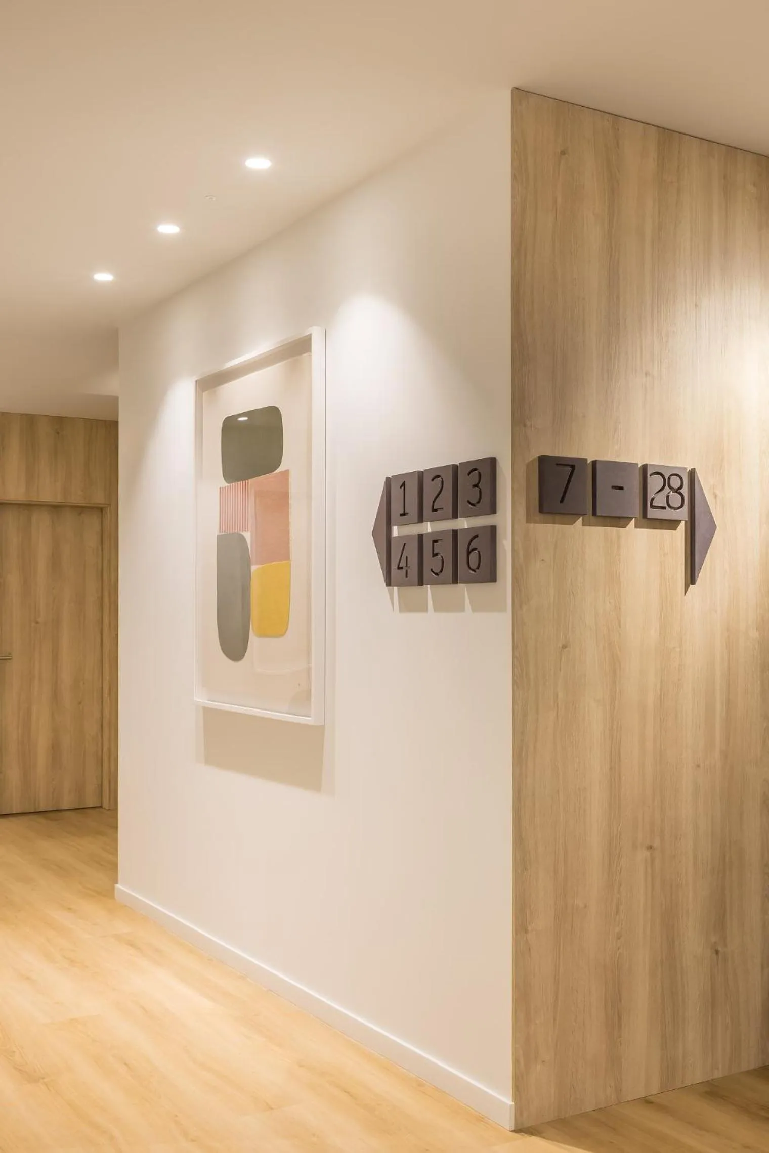 Decorative detail in Mon Suites Jardín de Ayora