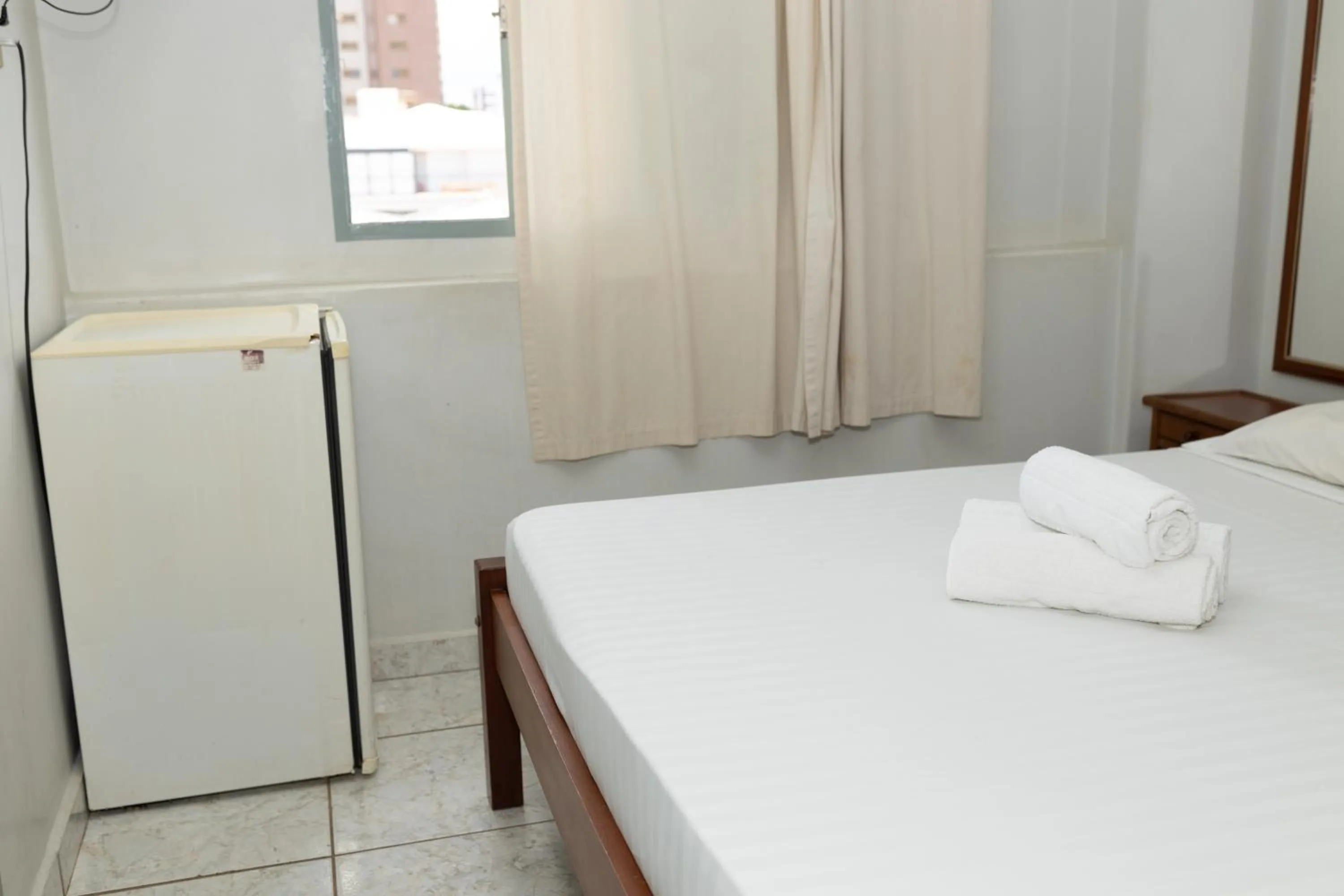 Bedroom, Bed in Carlton Express Imbiara