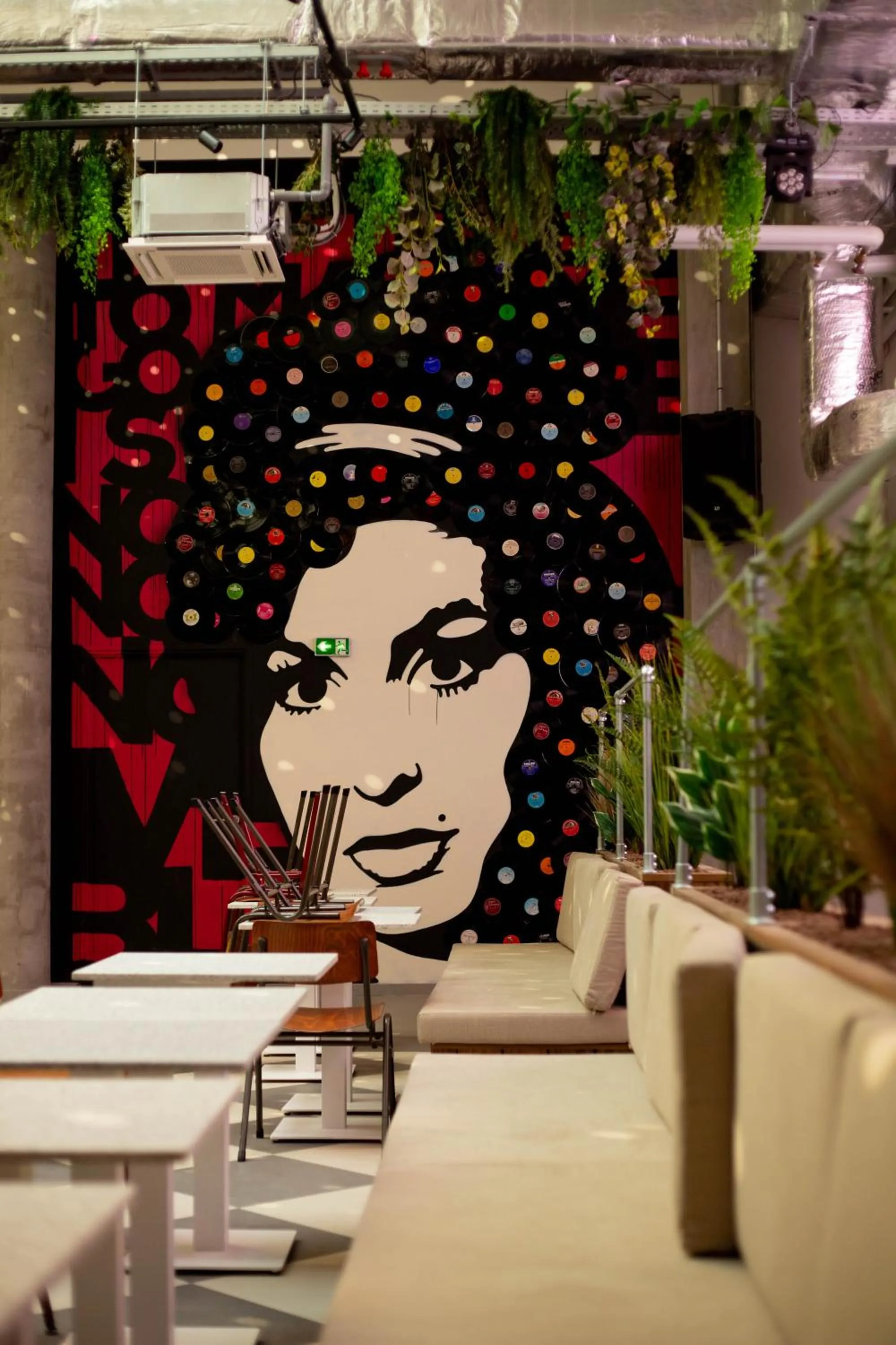 Restaurant/places to eat in JOST Hôtel Lille Centre