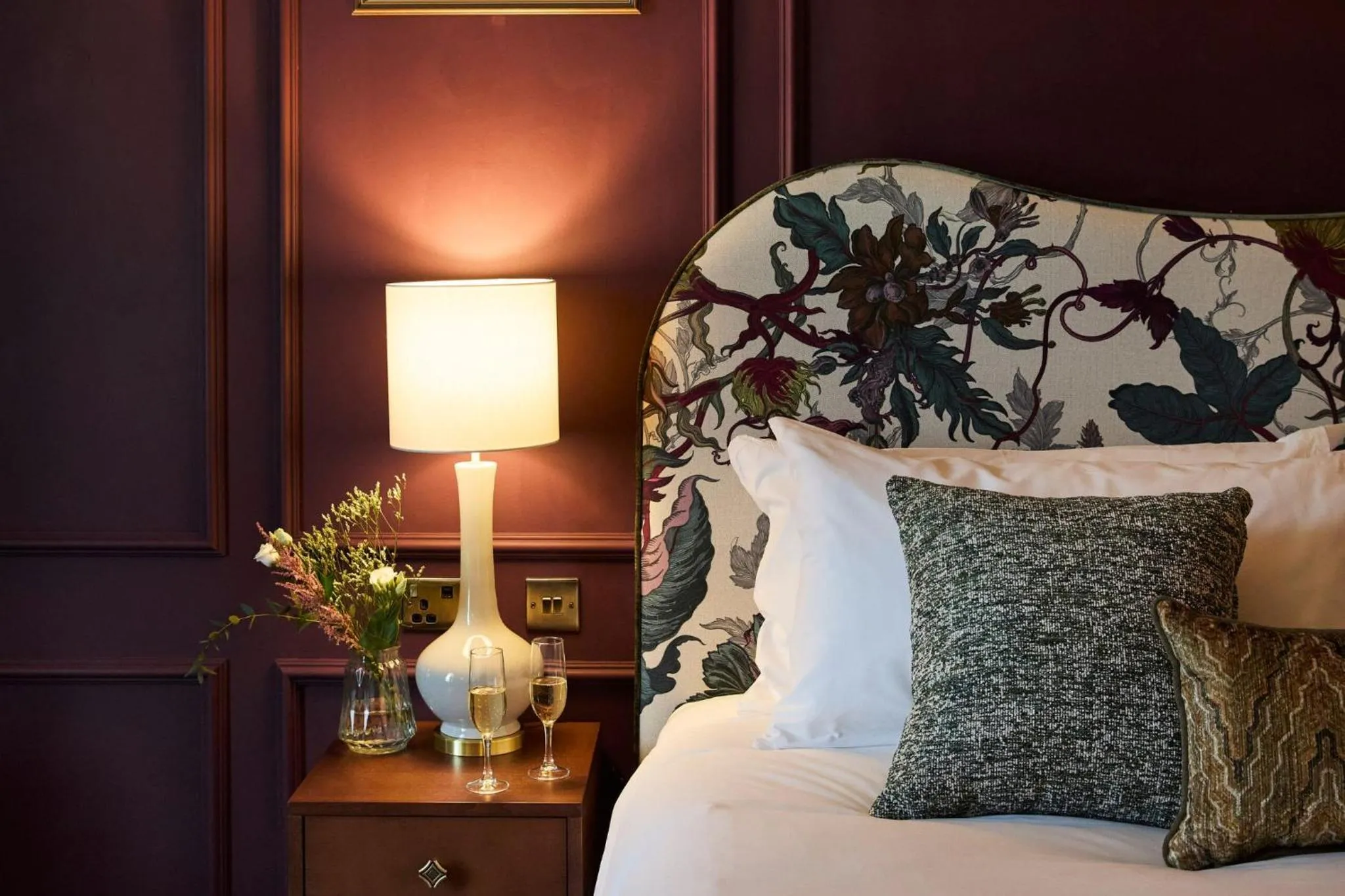 Bed in Francis Hotel Bath