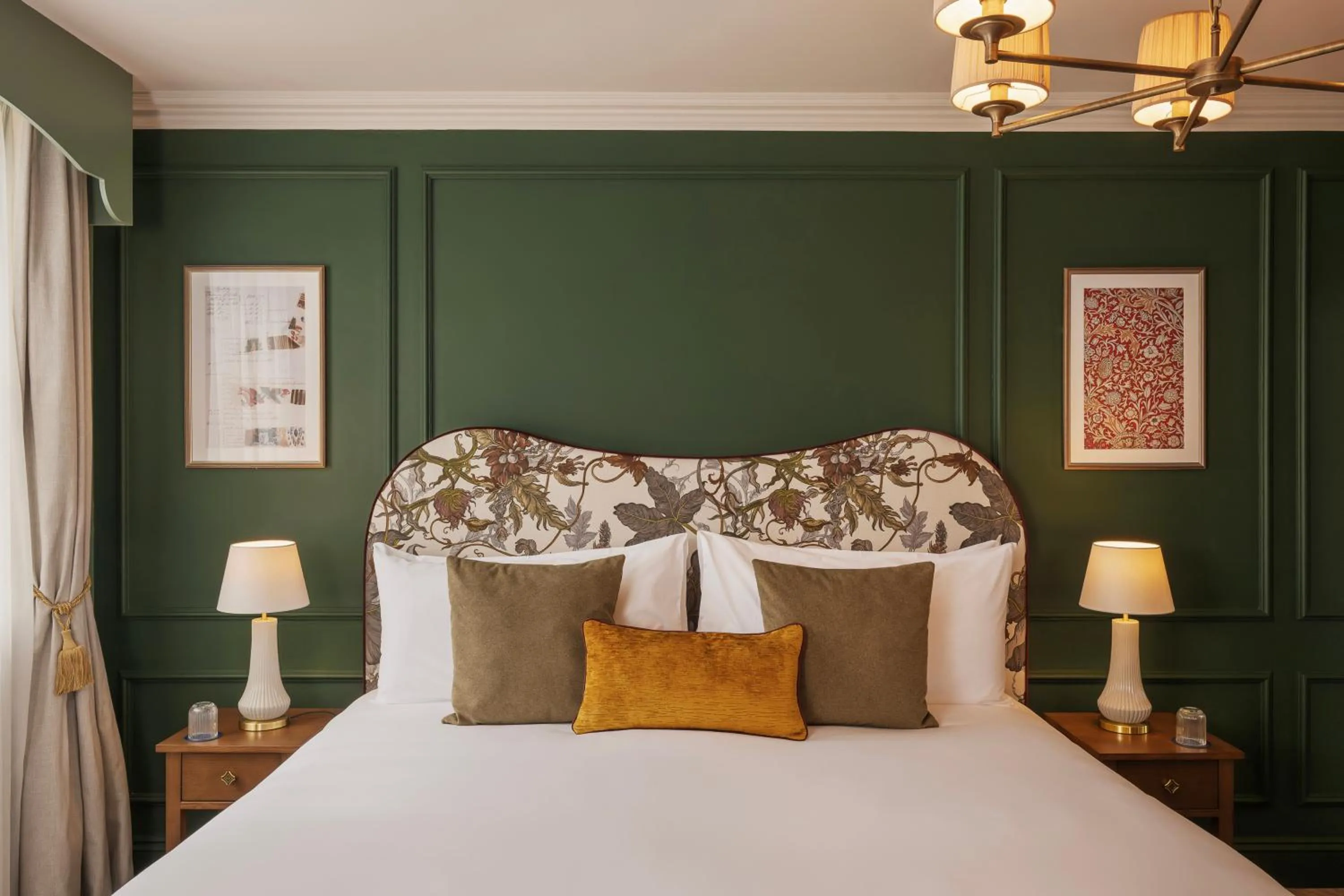 Bedroom, Bed in Francis Hotel Bath