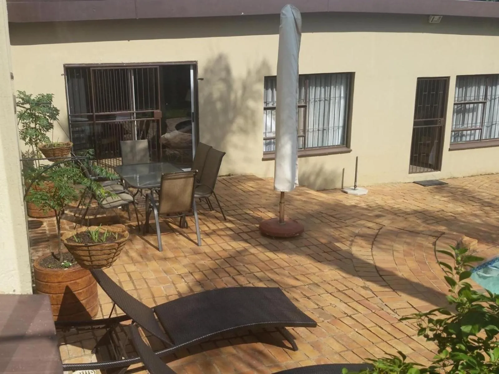 Swimming pool in Dolphin Coast B&B / Self catering