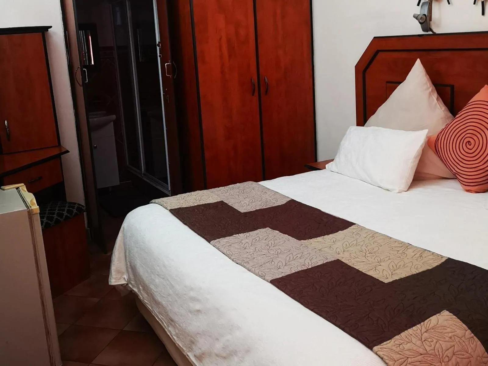 Photo of the whole room in Dolphin Coast B&B / Self catering