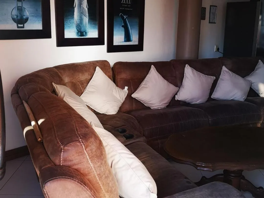 Living room in Dolphin Coast B&B / Self catering