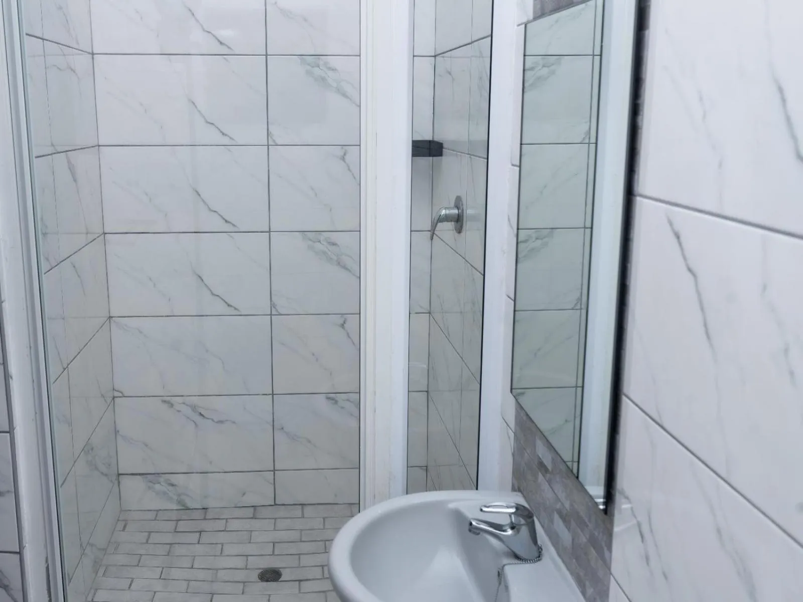 Shower in Dolphin Coast B&B / Self catering