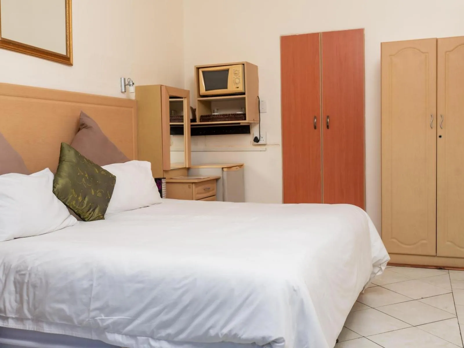 Photo of the whole room in Dolphin Coast B&B / Self catering