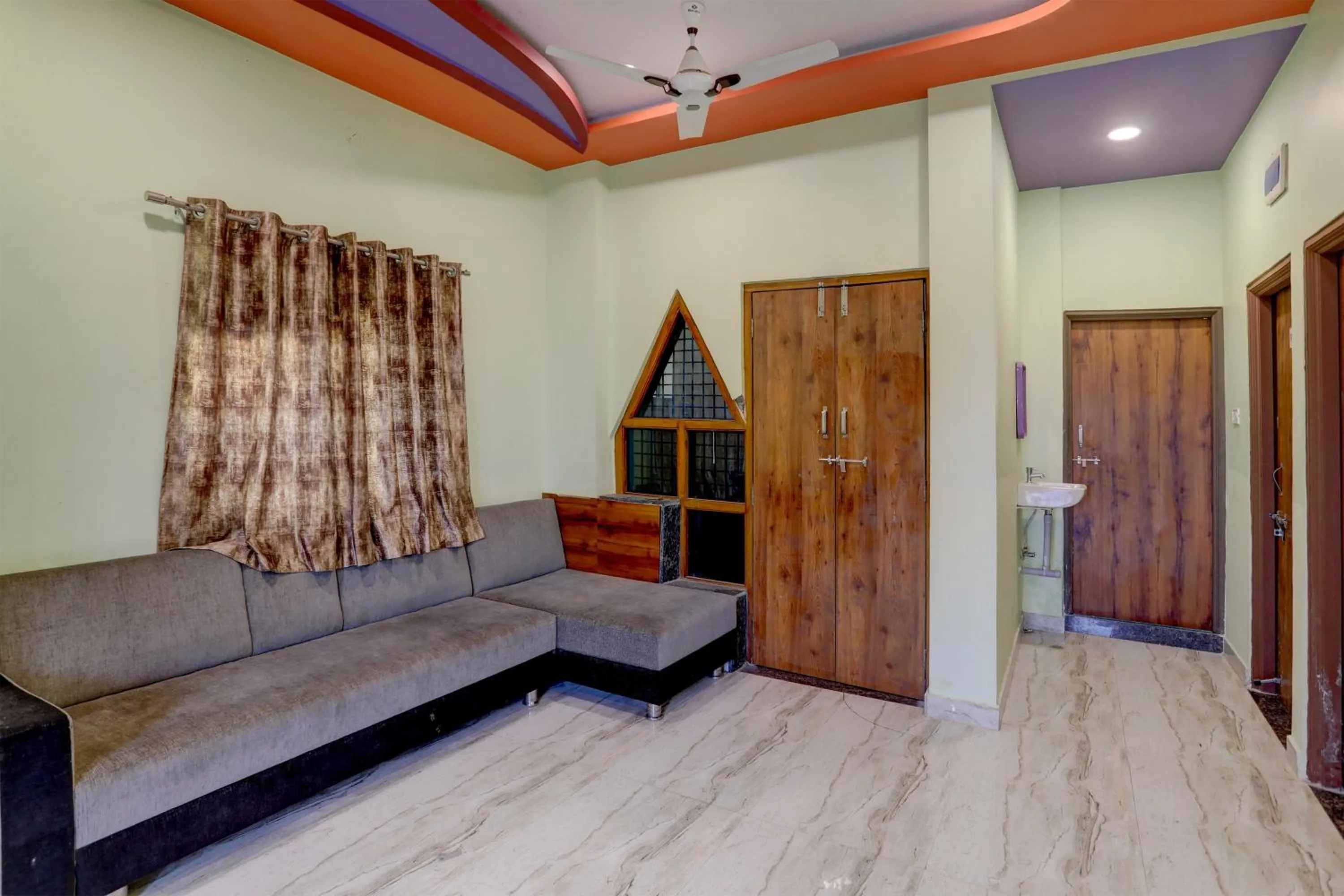 Lobby or reception in Hotel O Kings Farm