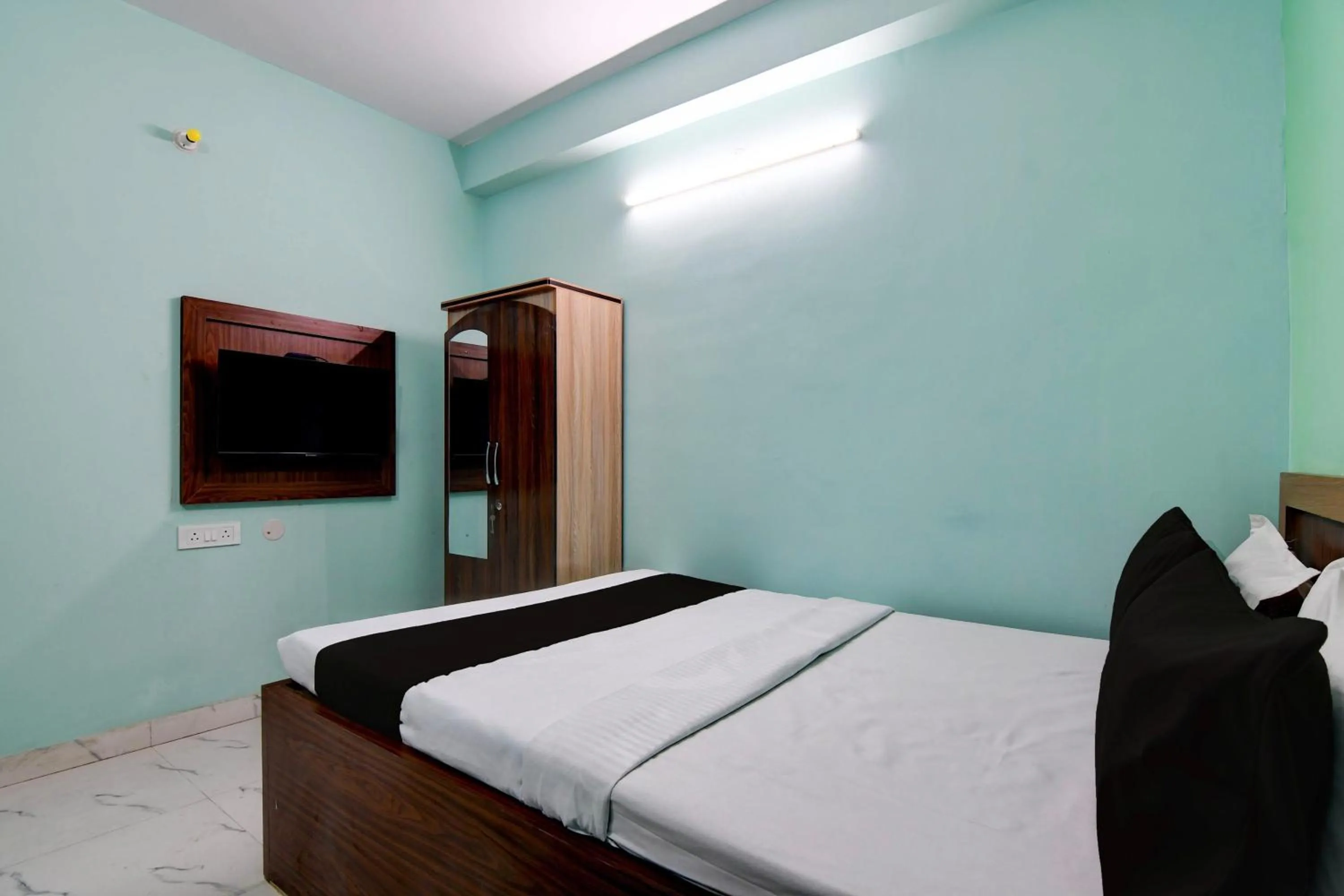 Bedroom, Bed in Hotel O Relax Inn