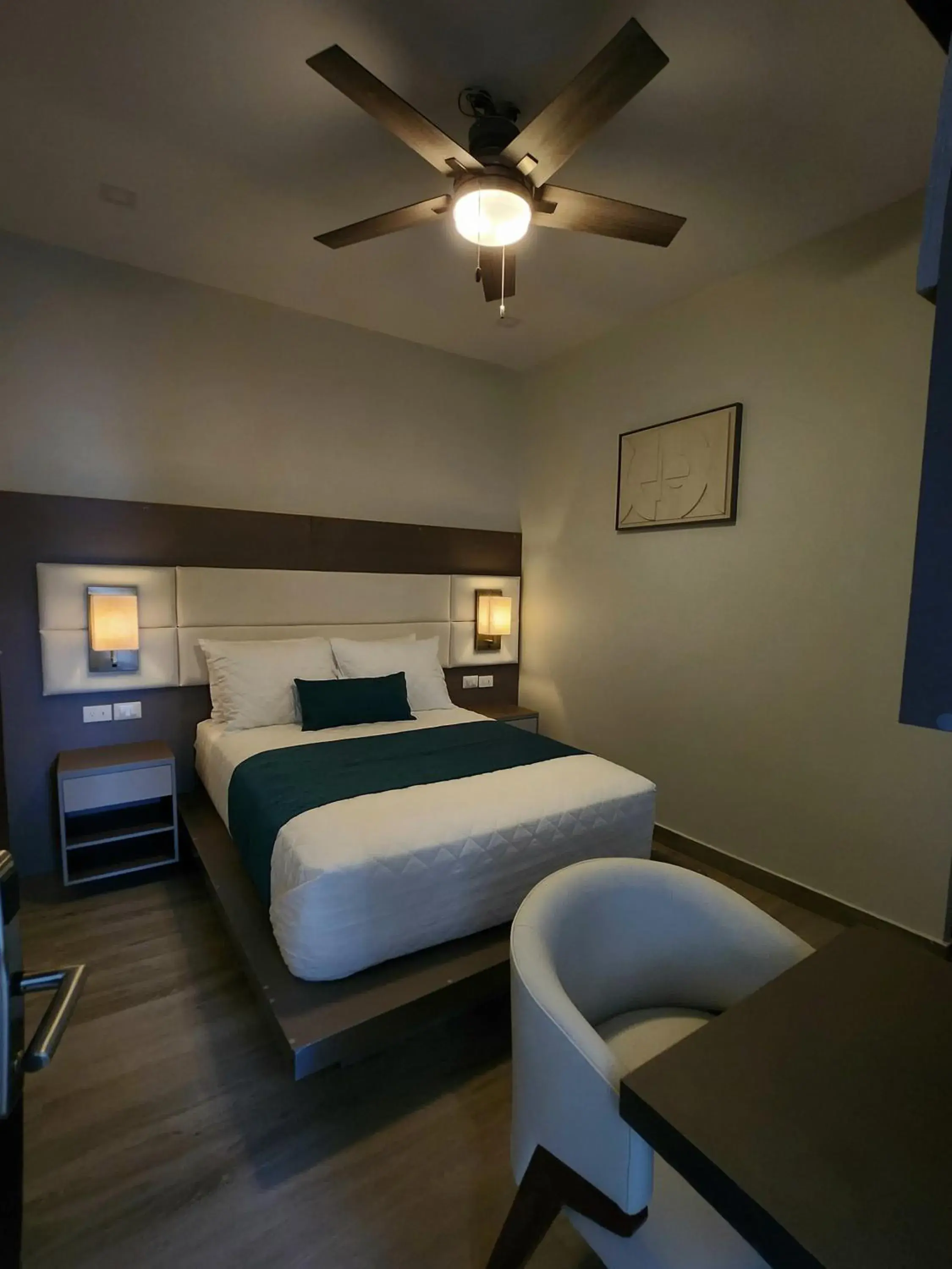 Standard Double Room - single occupancy in Hotel Tepeu Standard Double Room - single occupancy in Hotel Tepeu