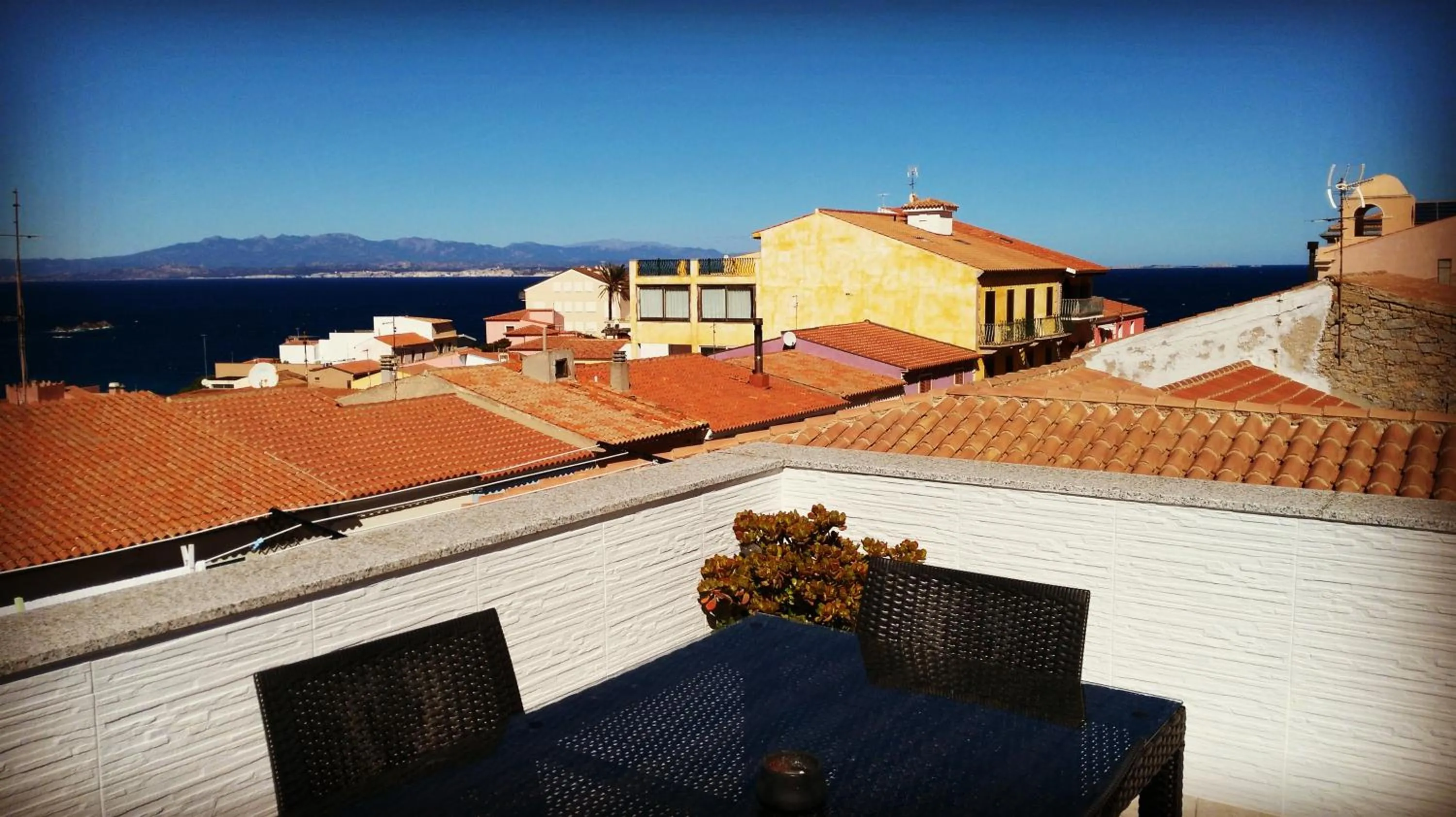 Balcony/Terrace in B&B Domus de Janas Santa Teresa Gallura