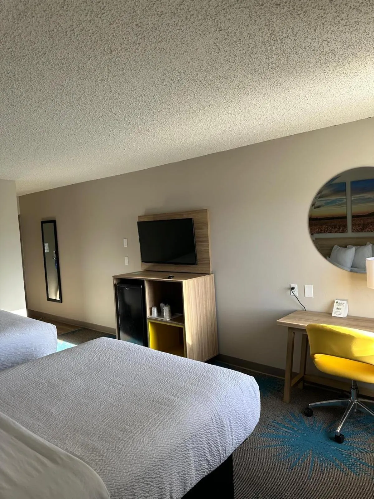 Bed in Days Inn by Wyndham Mandan Bismarck Area