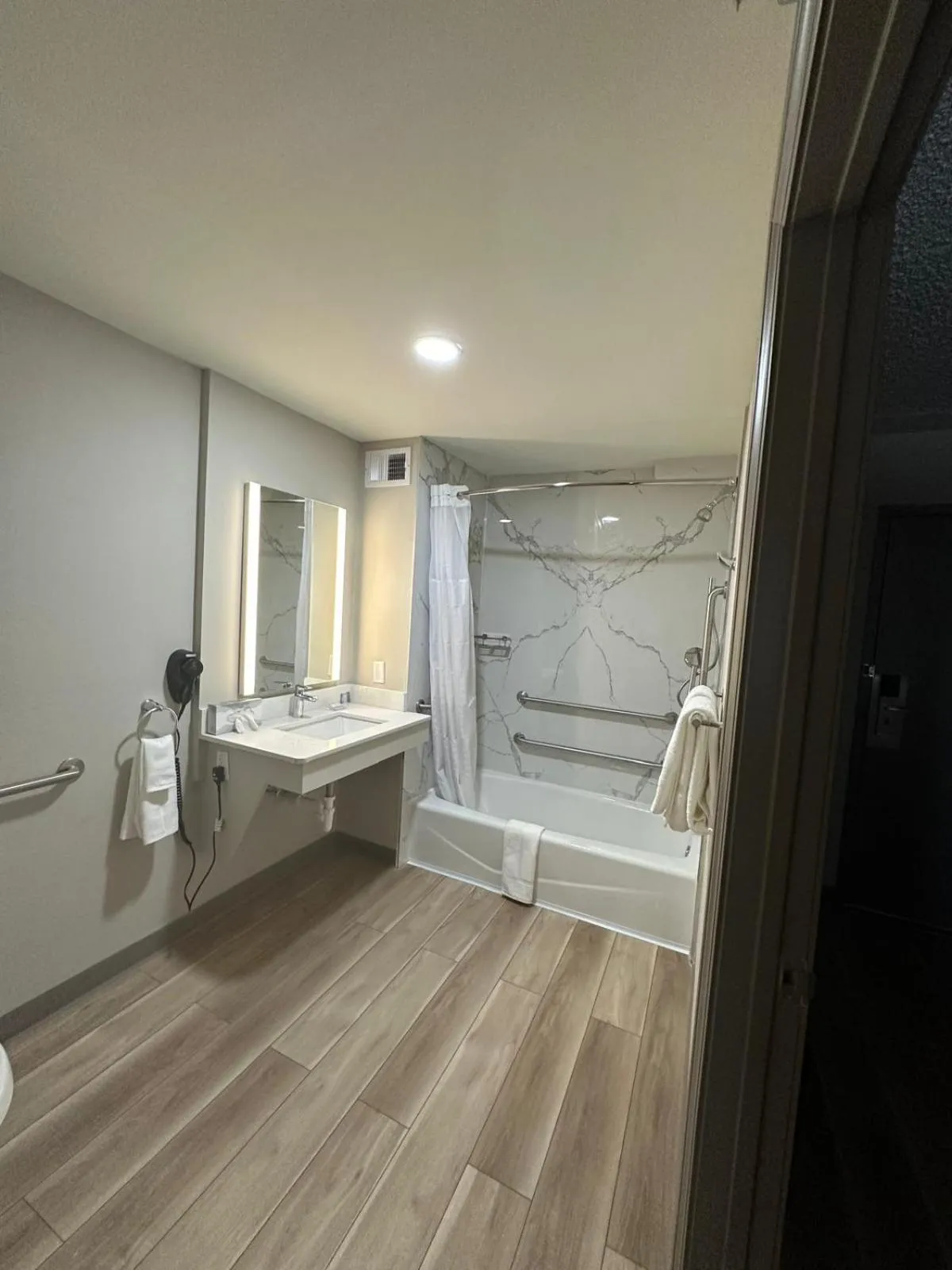 Bathroom in Days Inn by Wyndham Mandan Bismarck Area