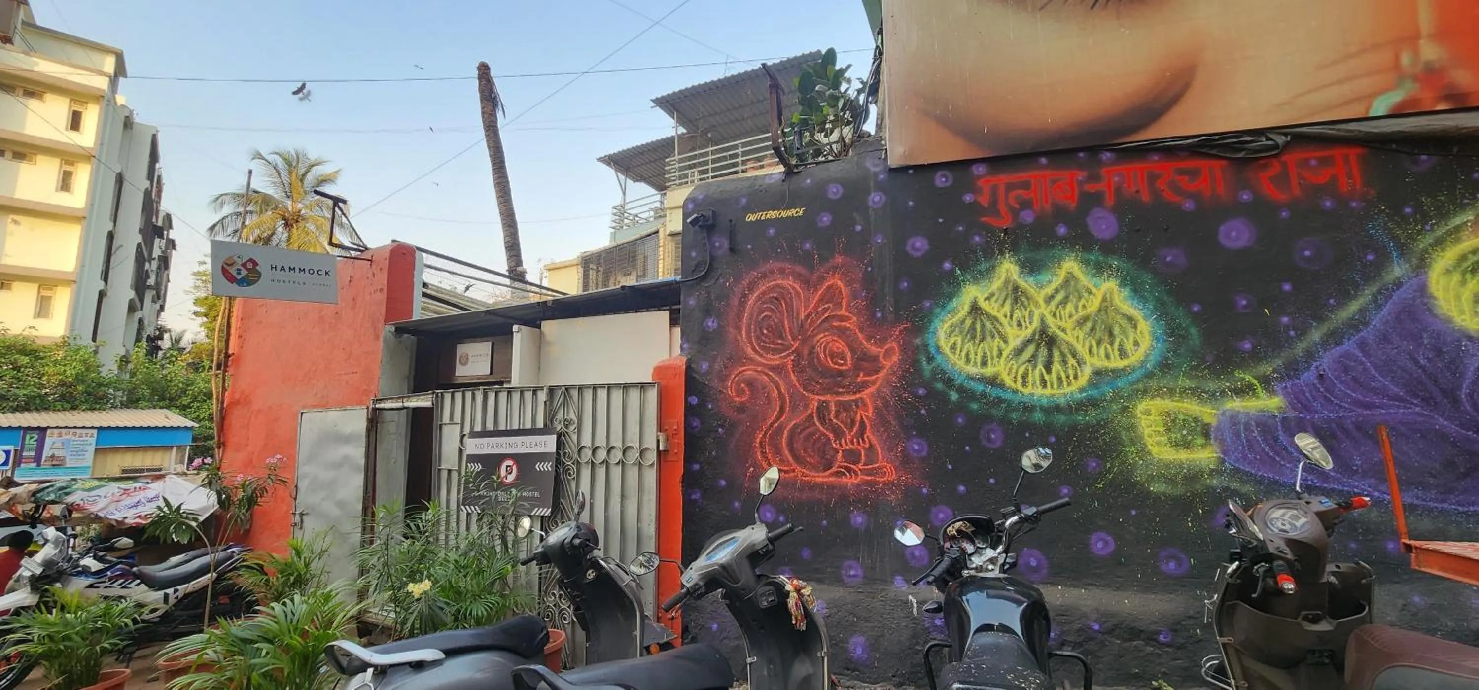 Property building in Hammock Hostels - Bandra