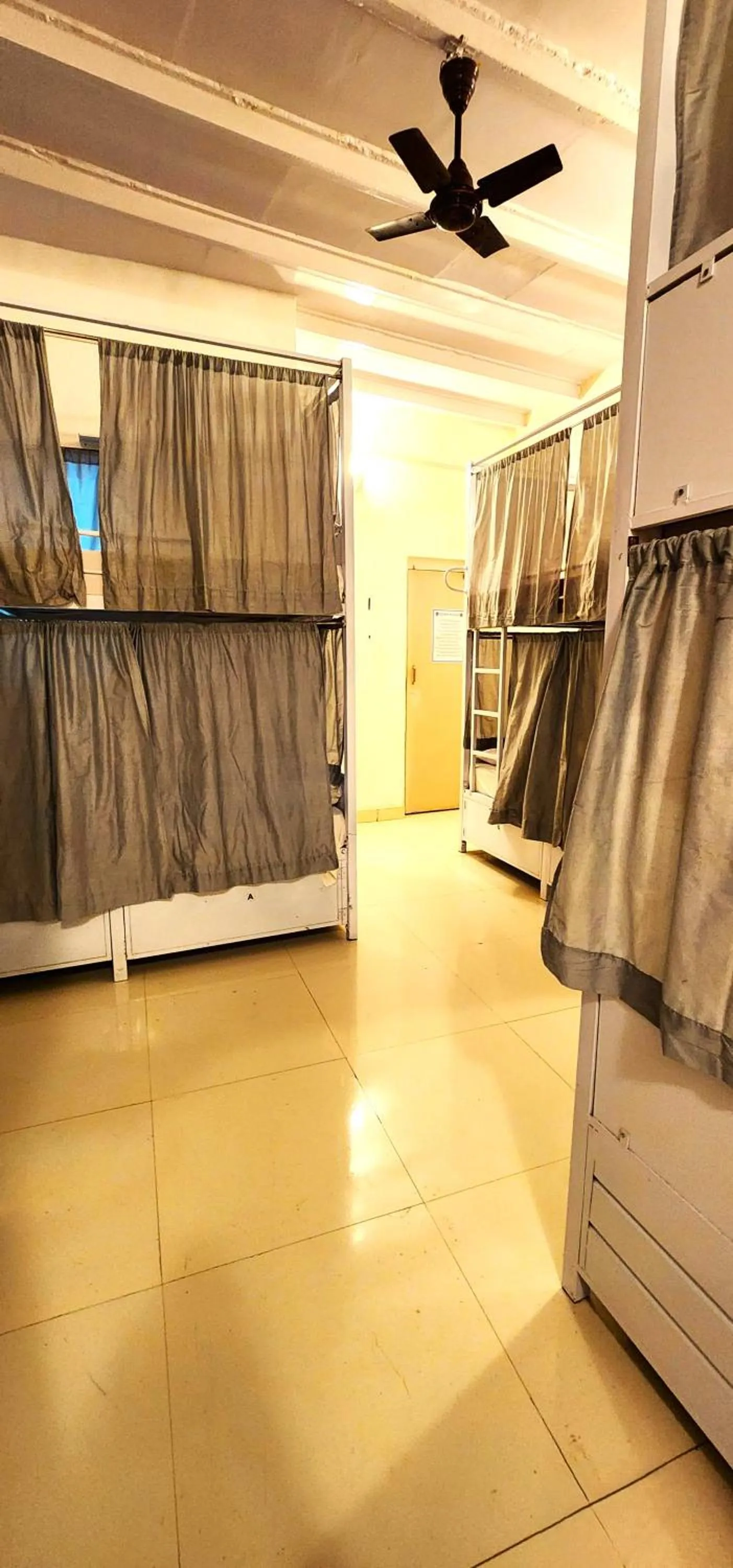 Photo of the whole room in Hammock Hostels - Bandra