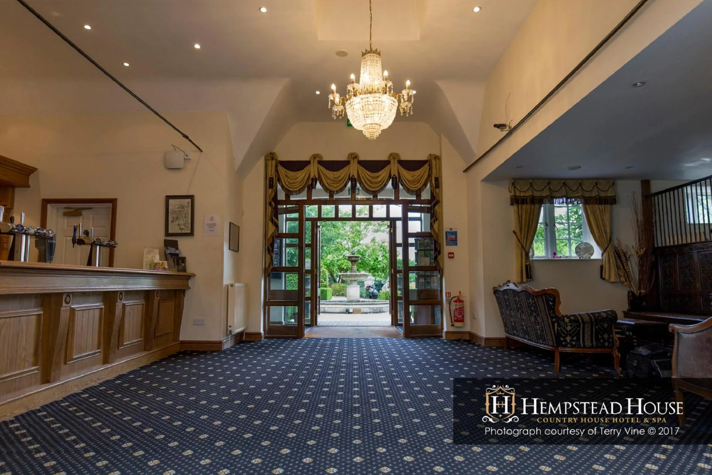 Lounge or bar in Hempstead House Hotel & Restaurant
