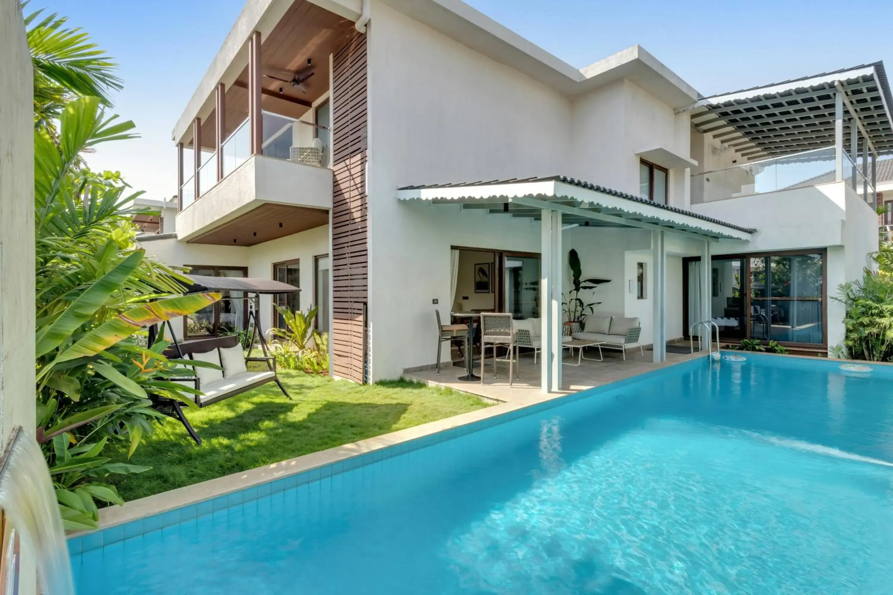 HIREAVILLA Villa Inaari - 5BHK with Private Pool in Anjuna HIREAVILLA Villa Inaari - 5BHK with Private Pool in Anjuna