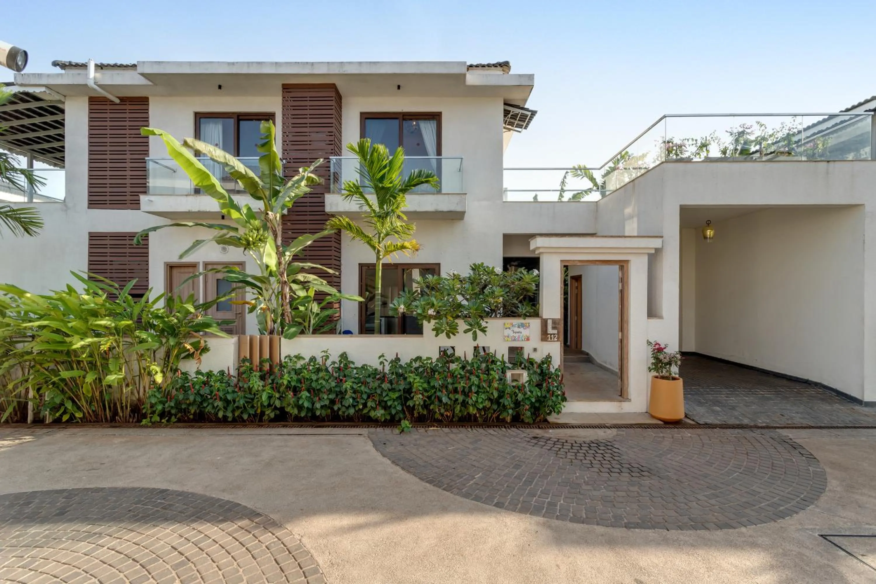 Property building in HIREAVILLA Villa Inaari - 5BHK with Private Pool in Anjuna