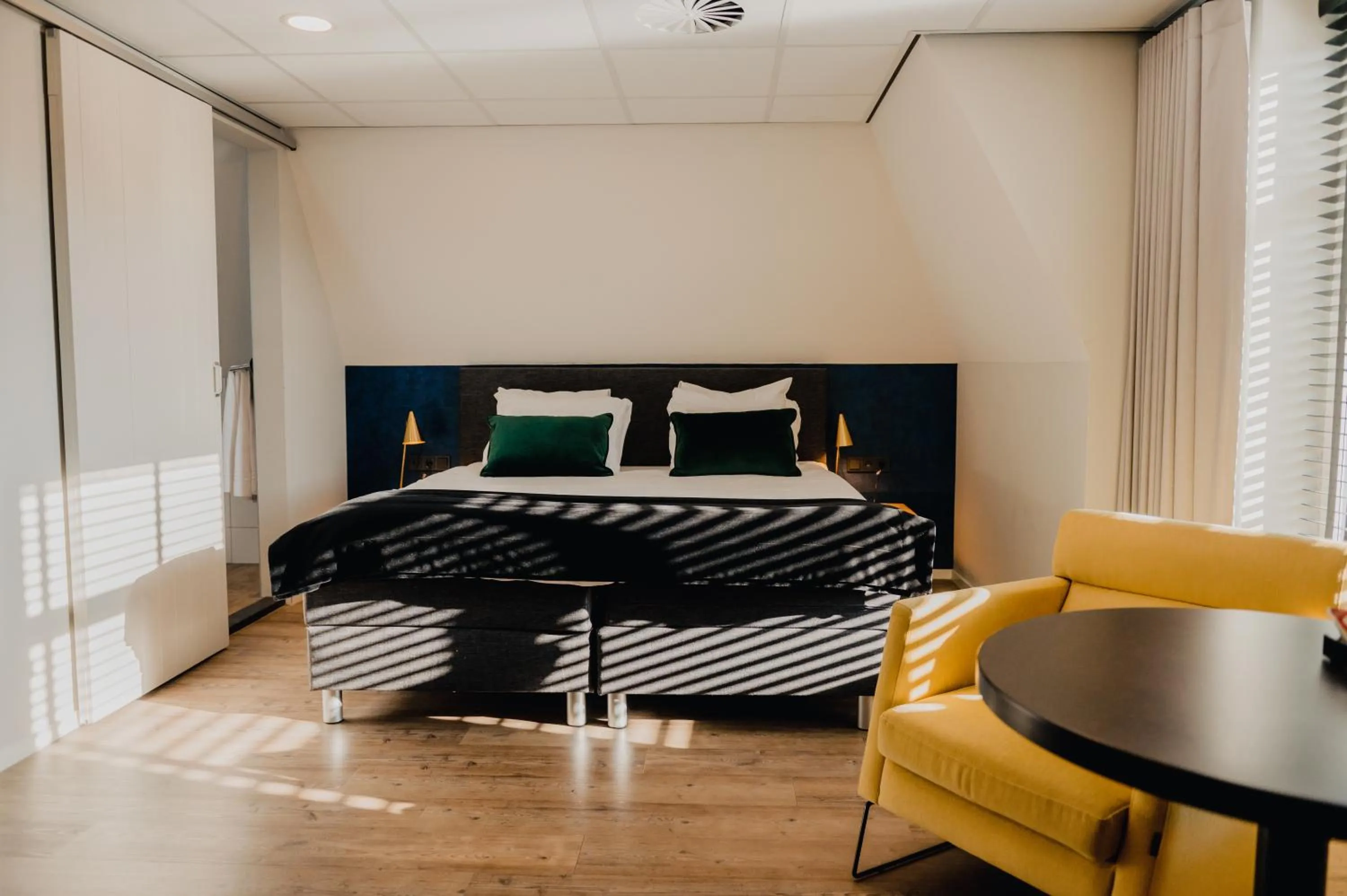 Bed in City Hotel de Jonge