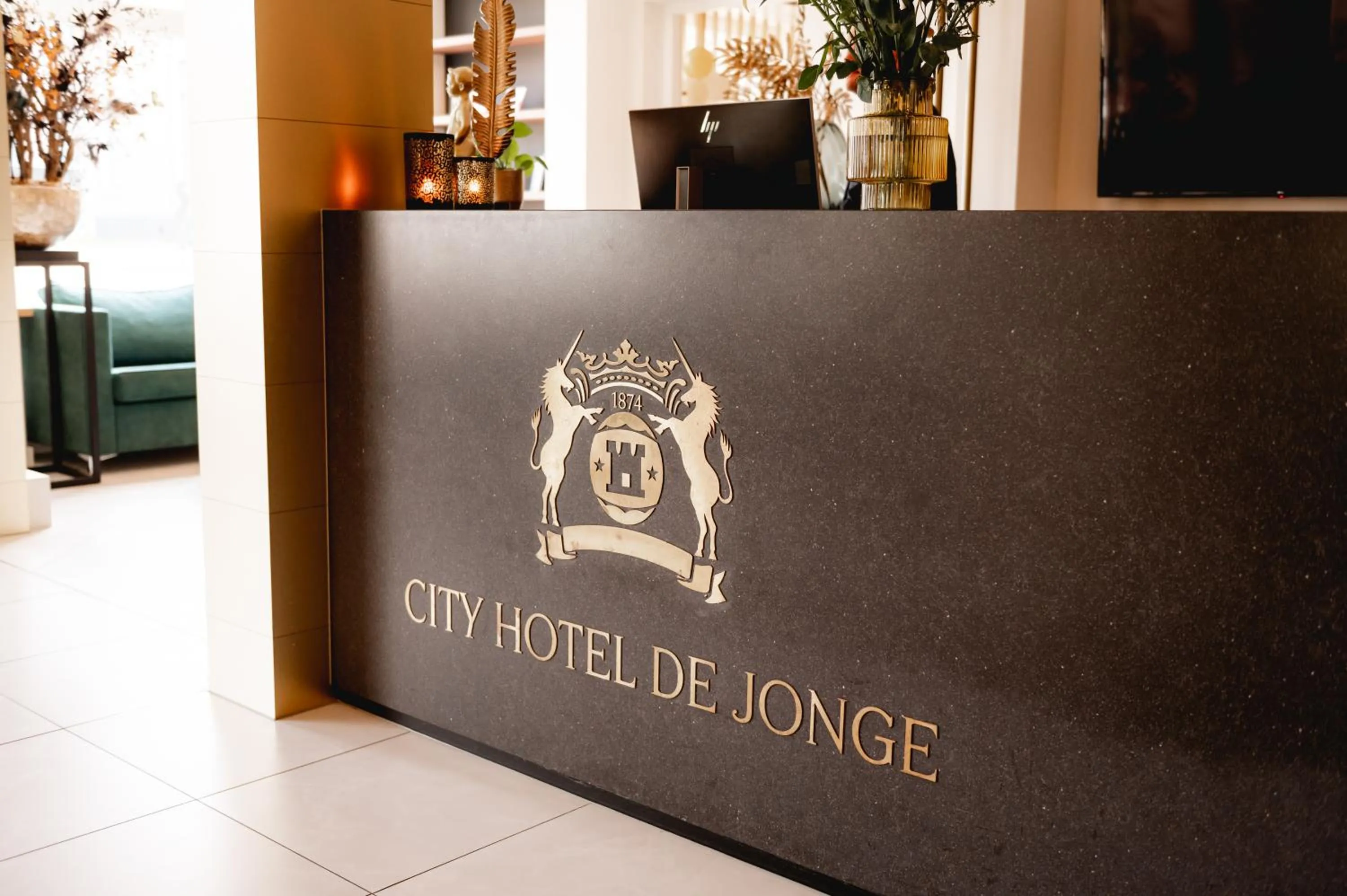 Lobby or reception in City Hotel de Jonge