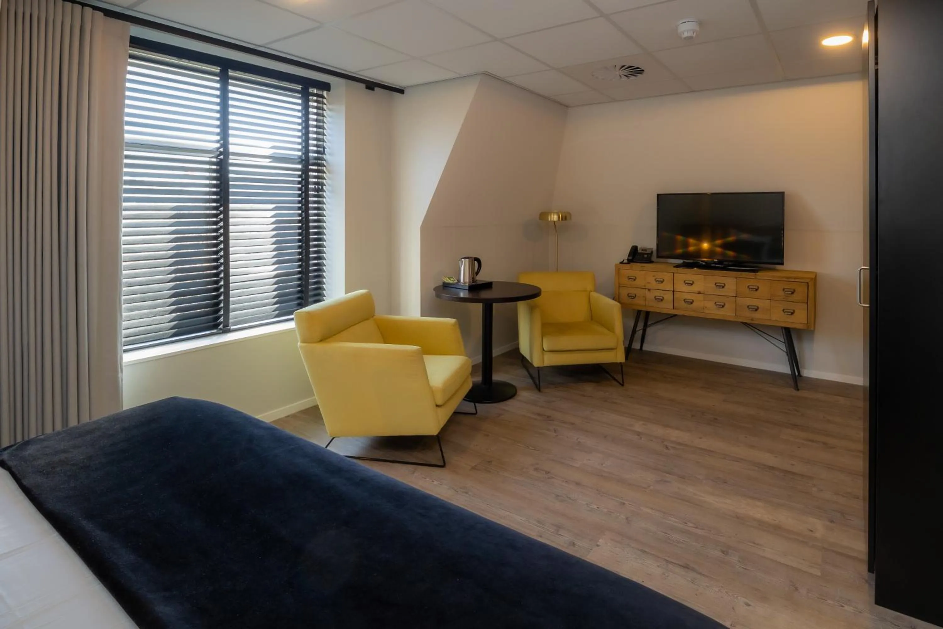 TV and multimedia in City Hotel de Jonge