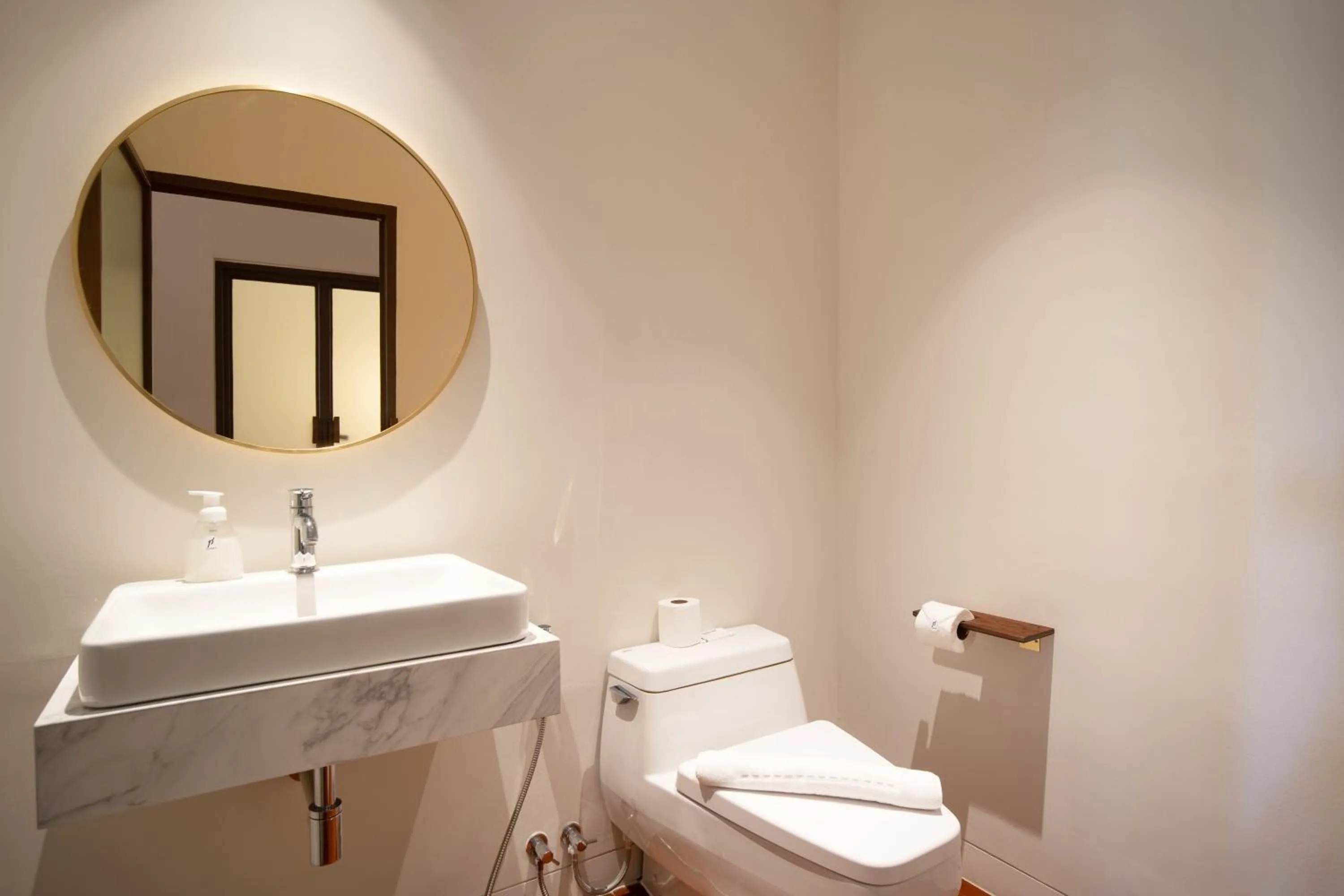 Toilet in Syama Residence and Café