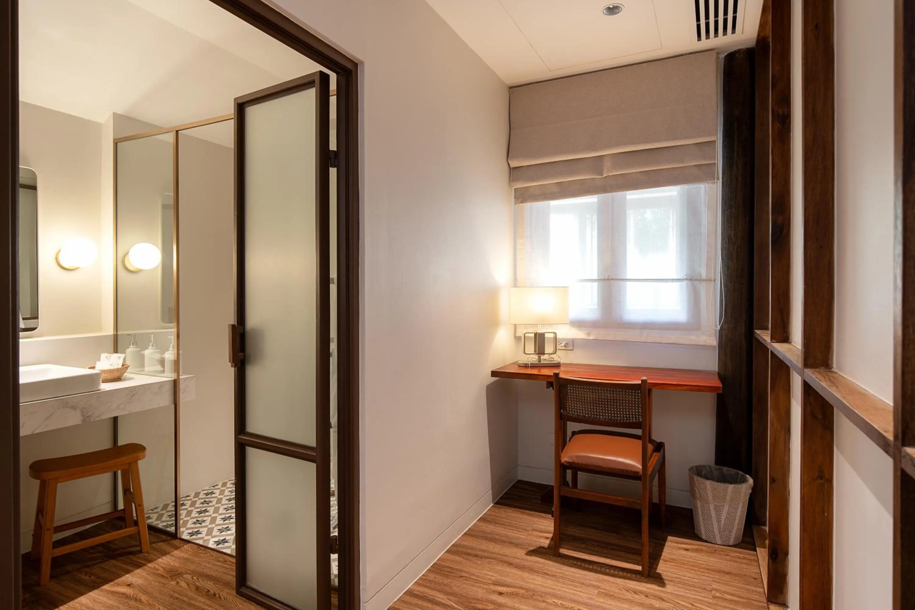 hair dresser in Syama Residence and Café