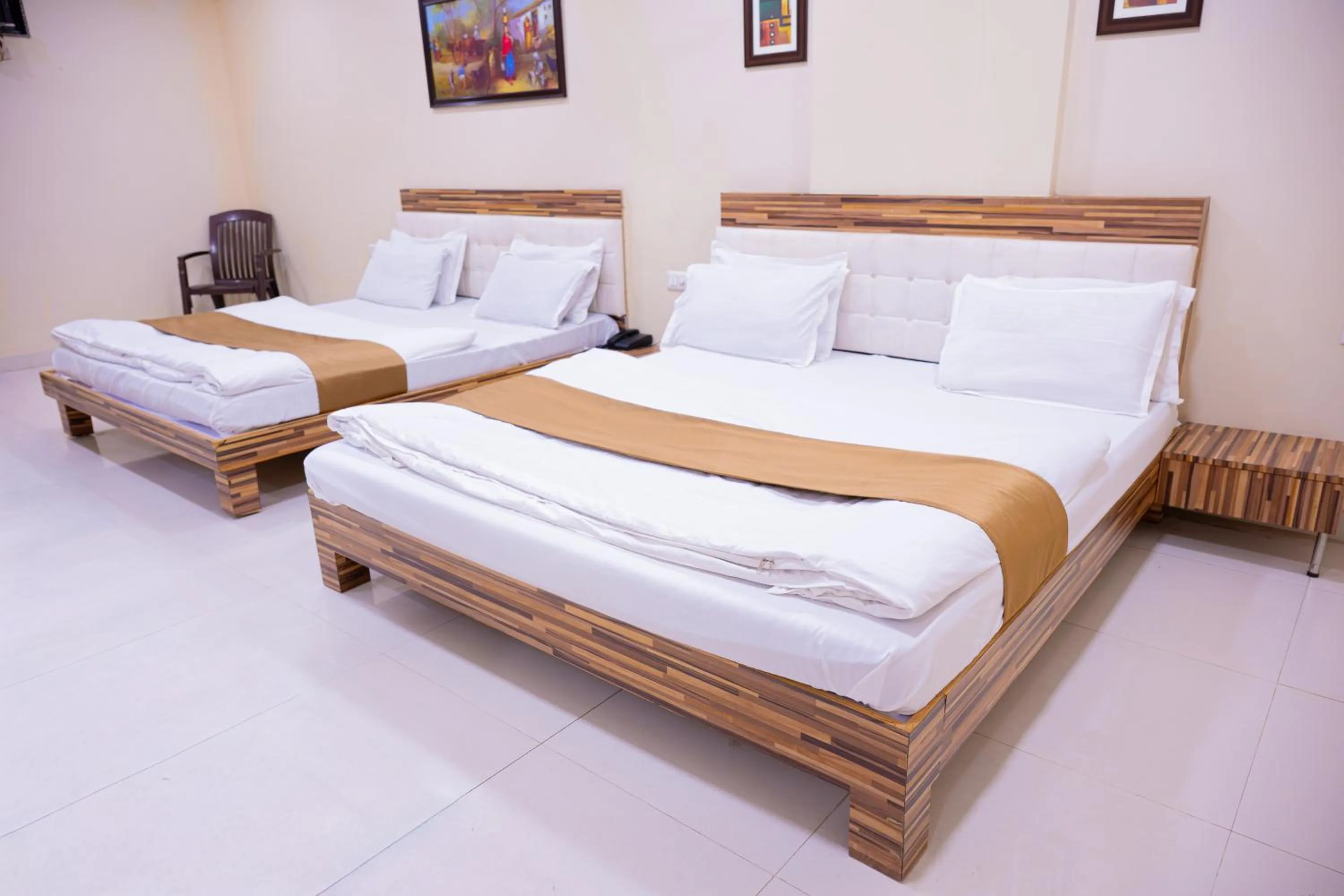 Bed in StayGuru Park View Residency