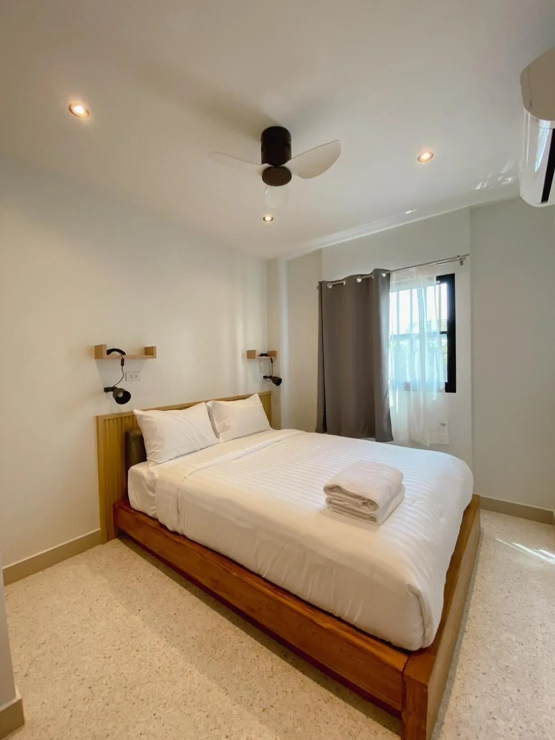 Bed in Calamint Residence Hotel ( คาลามิ้นท์)