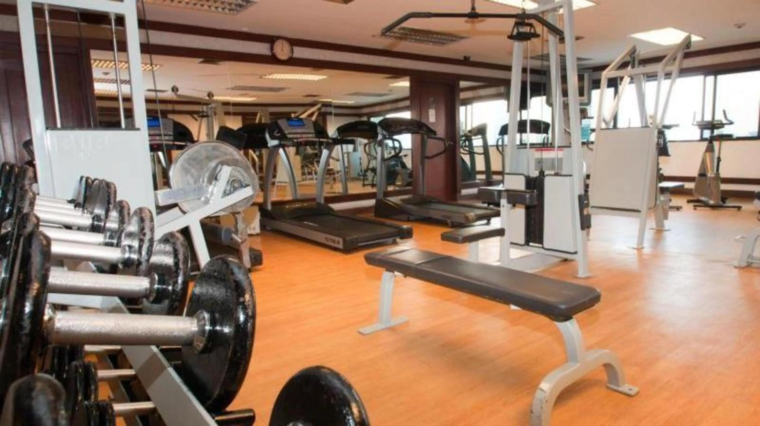 Fitness centre/facilities in Omni Tower Sukhumvit Soi 4 Direct Rooms