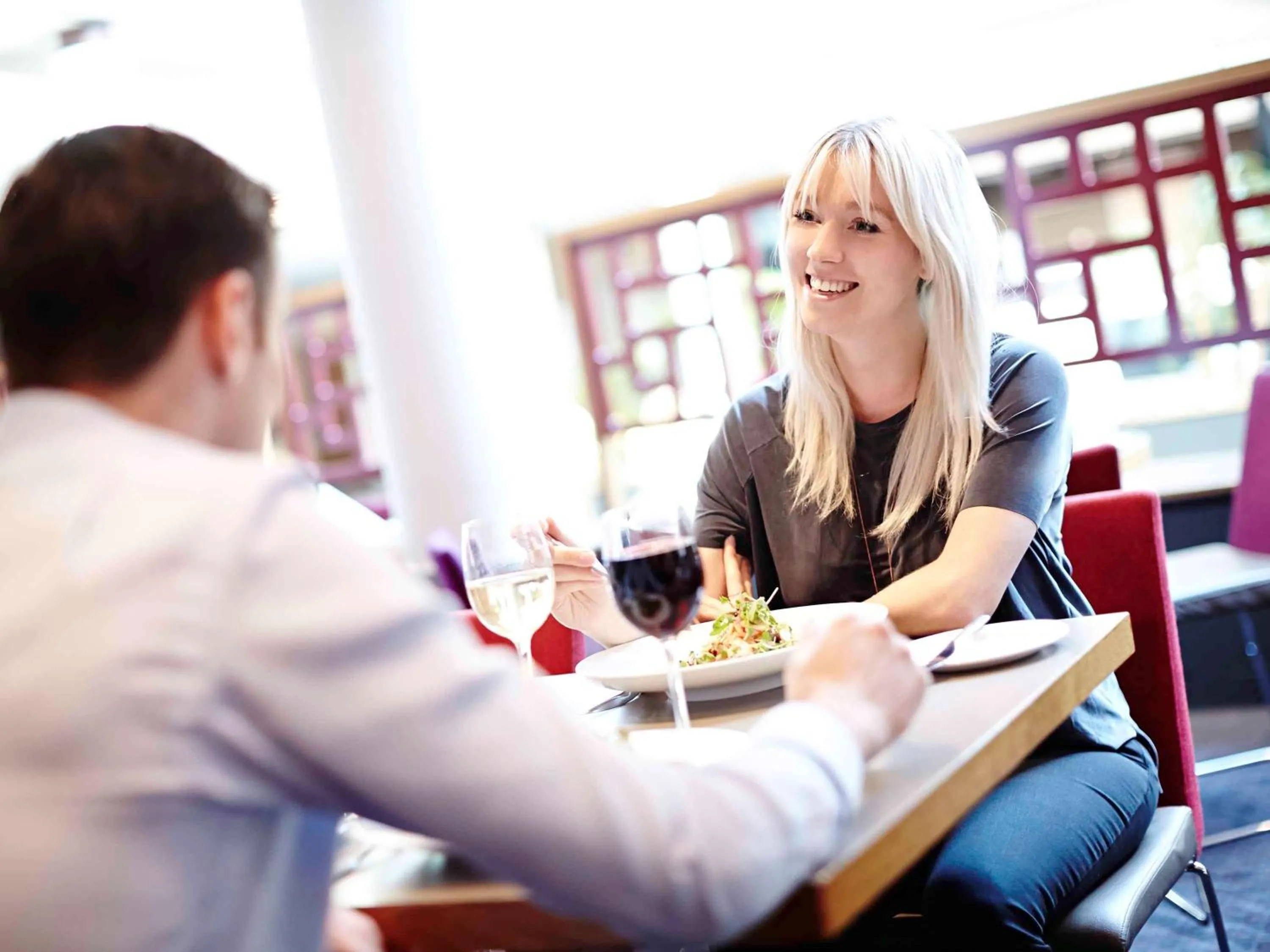 Restaurant/places to eat, Guests in Novotel London Heathrow Airport M4 Jct. 4