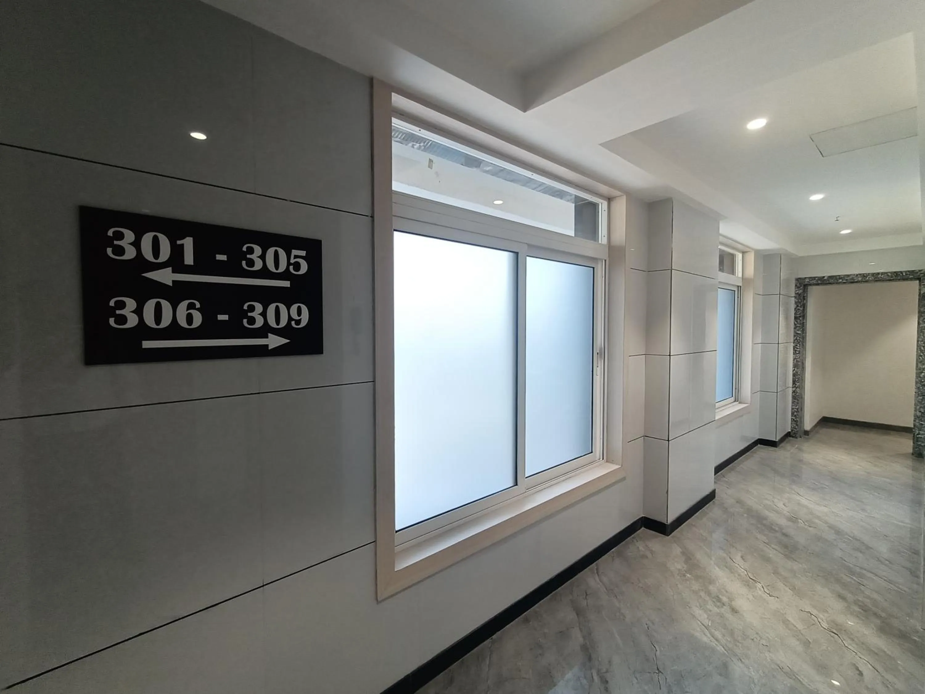 Lobby or reception in Hotel Pearl Residency Thane