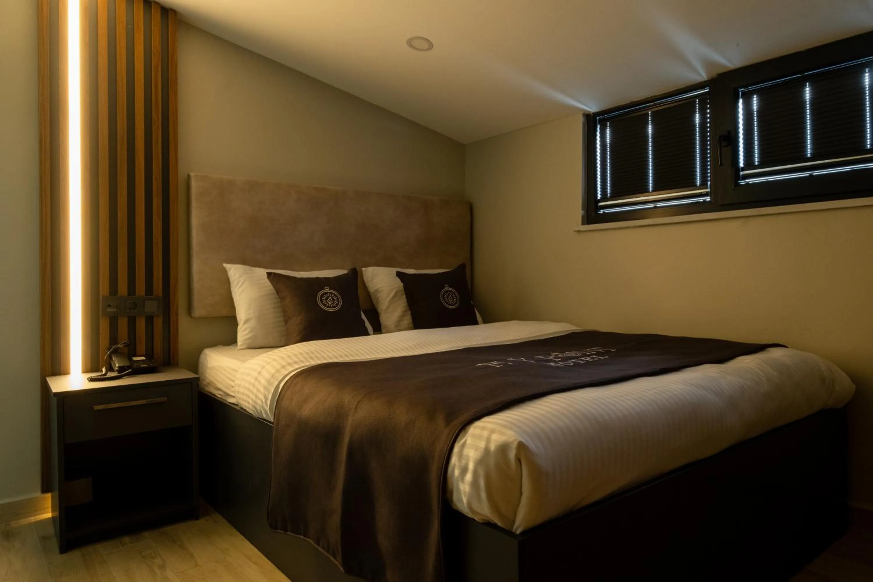 Bedroom, Bed in FLY POINT AIRPORT HOTEL