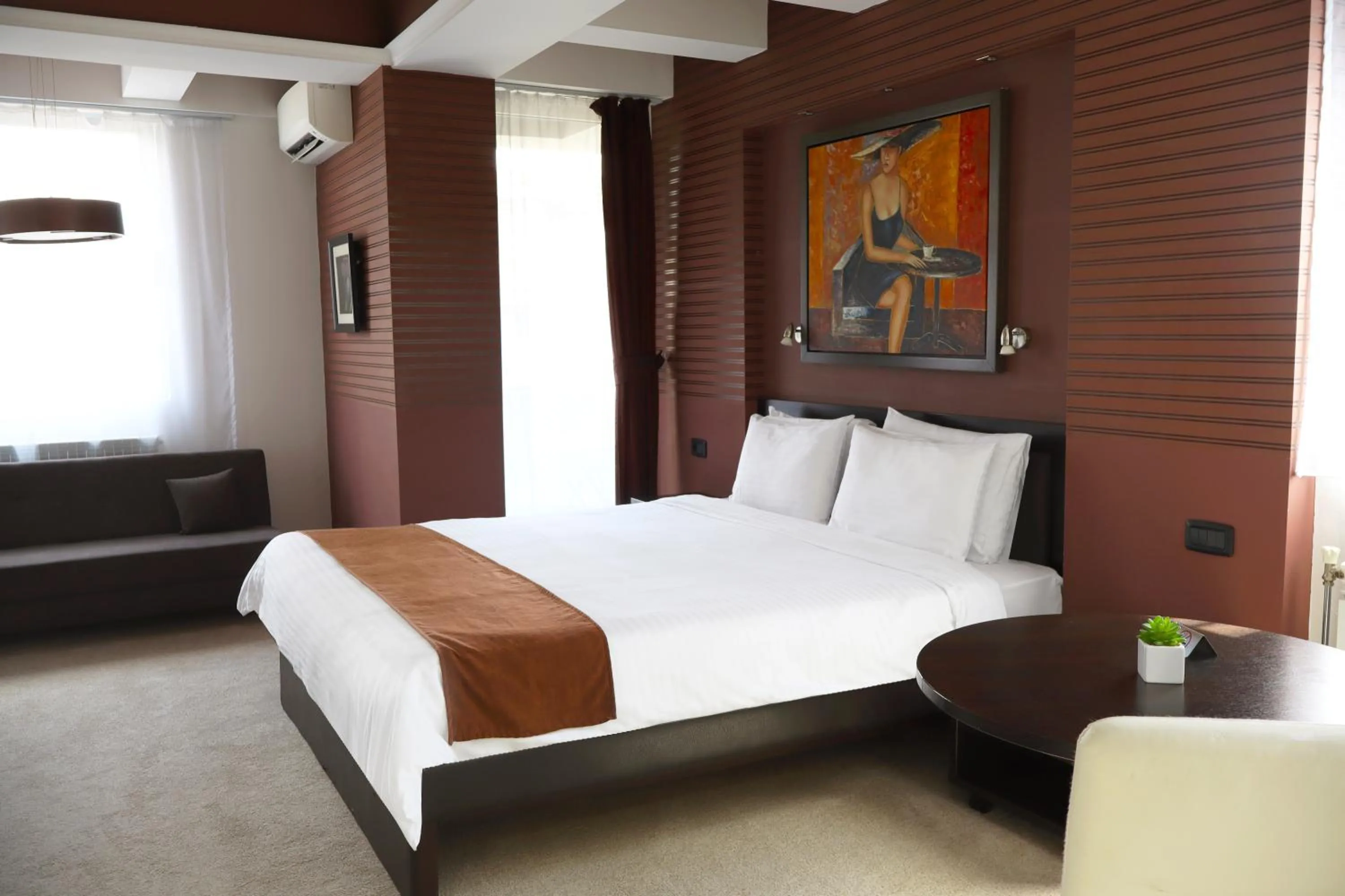 Bed in Sienna Residence