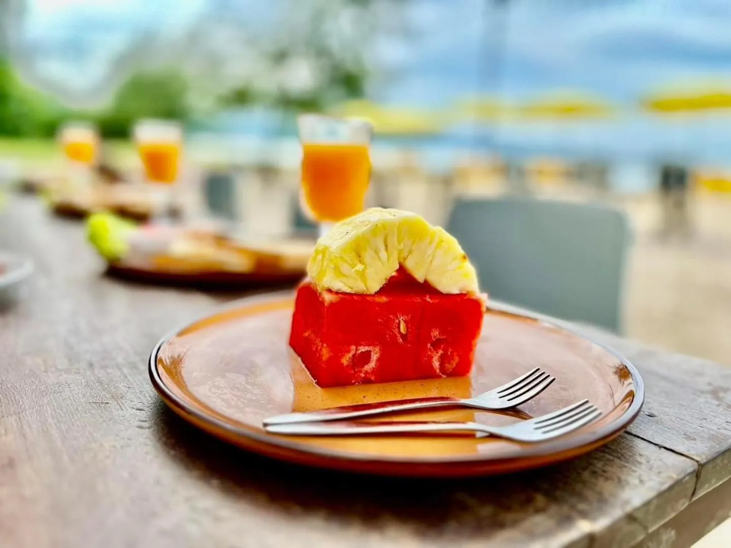 Food and drinks in Long Beach Club Krabi