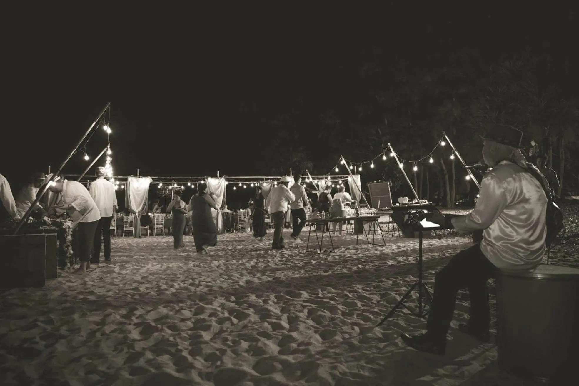 Night in Long Beach Club Krabi