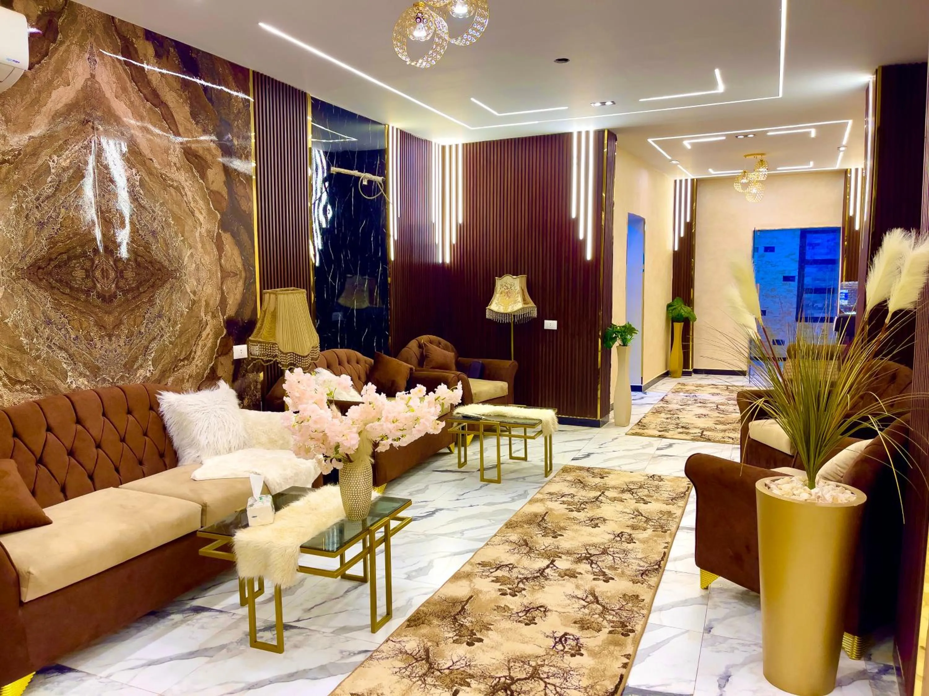 Lobby or reception in NEMES Pyramids View INN