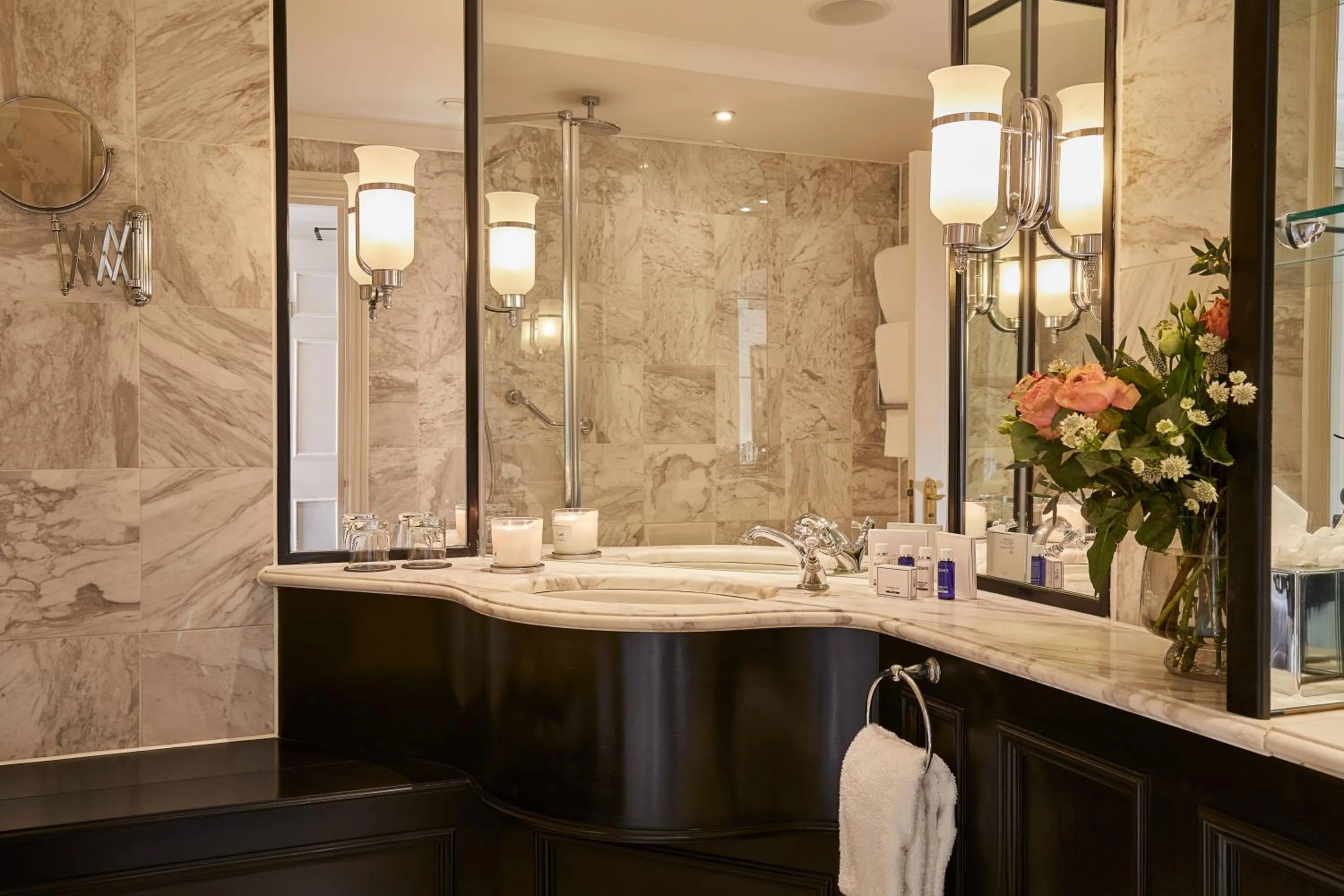 Bathroom in Macdonald Bath Spa Hotel