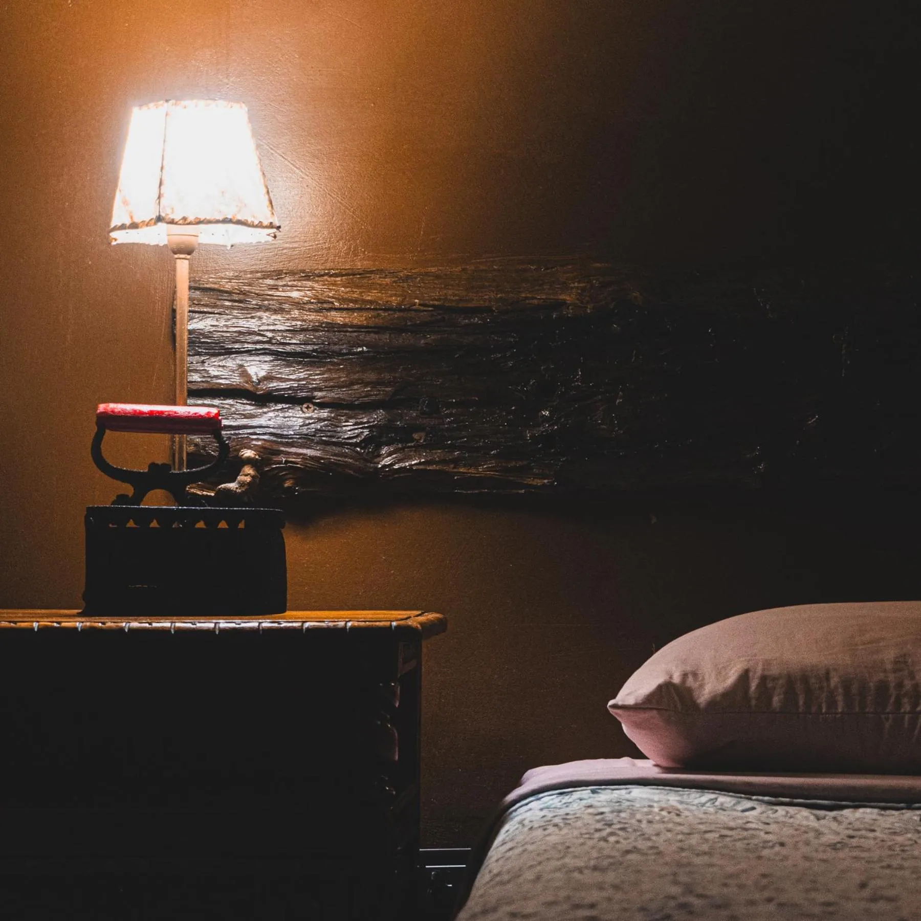 Bedroom, Bed in Serenity Lodge