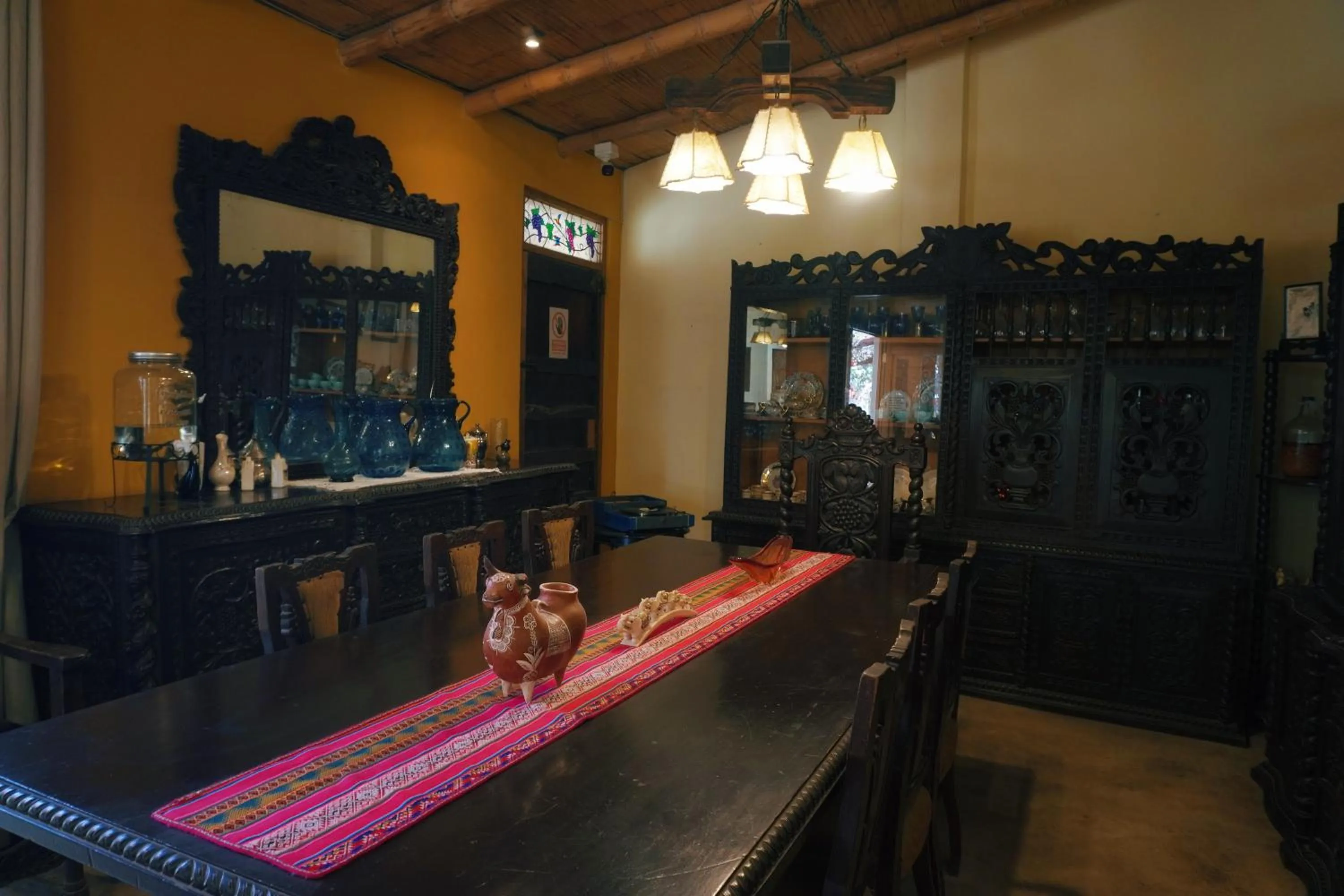 Decorative detail in Serenity Lodge