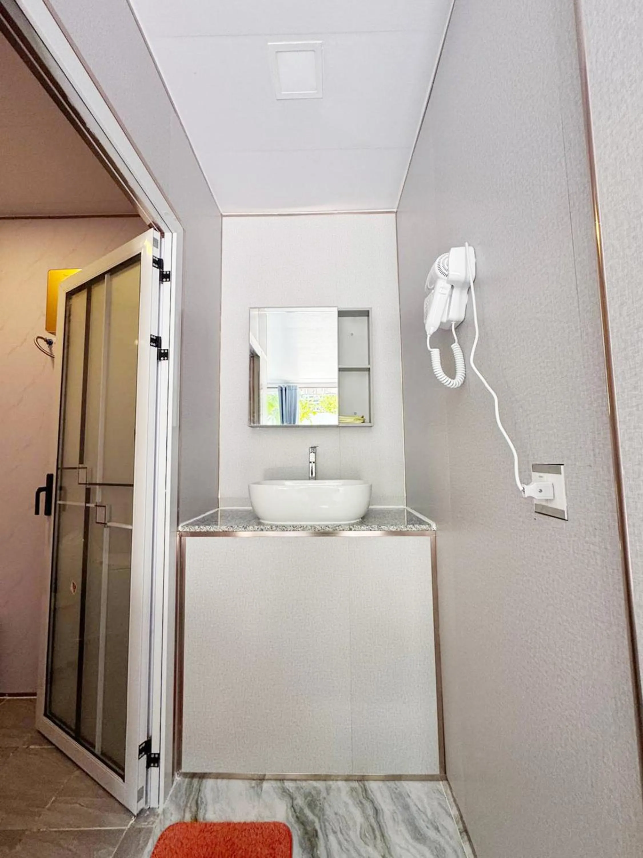 Bathroom in The Wind Koh Rong