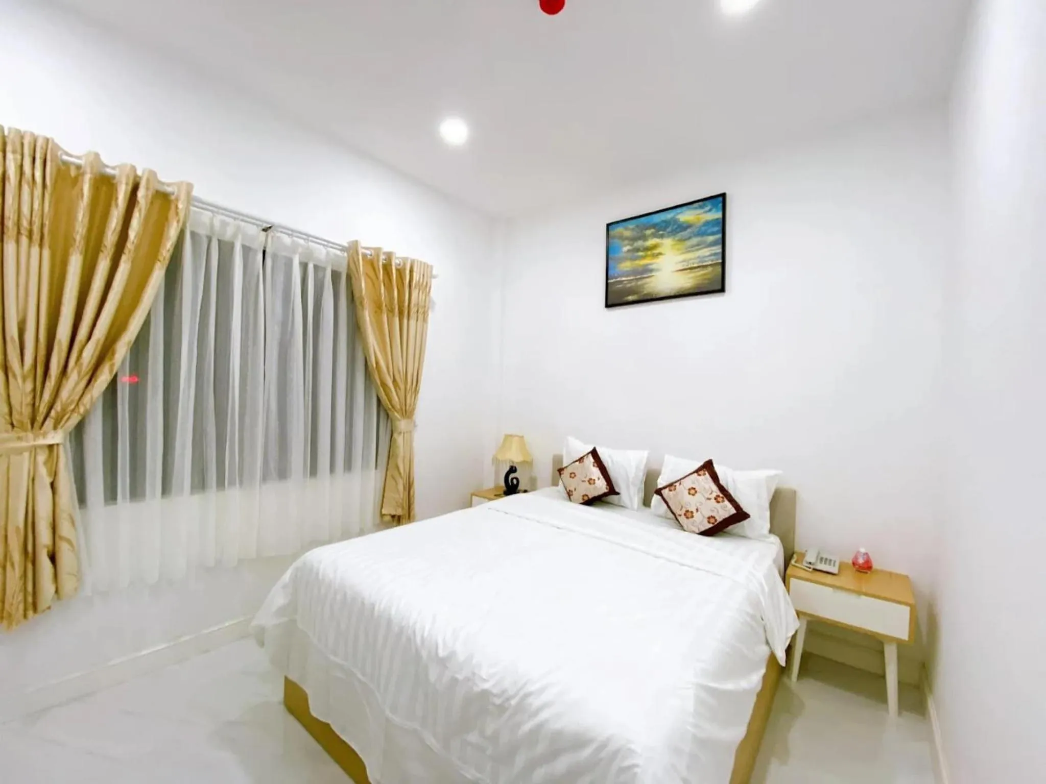 Bed in Hoàng Gia Hotel Royal